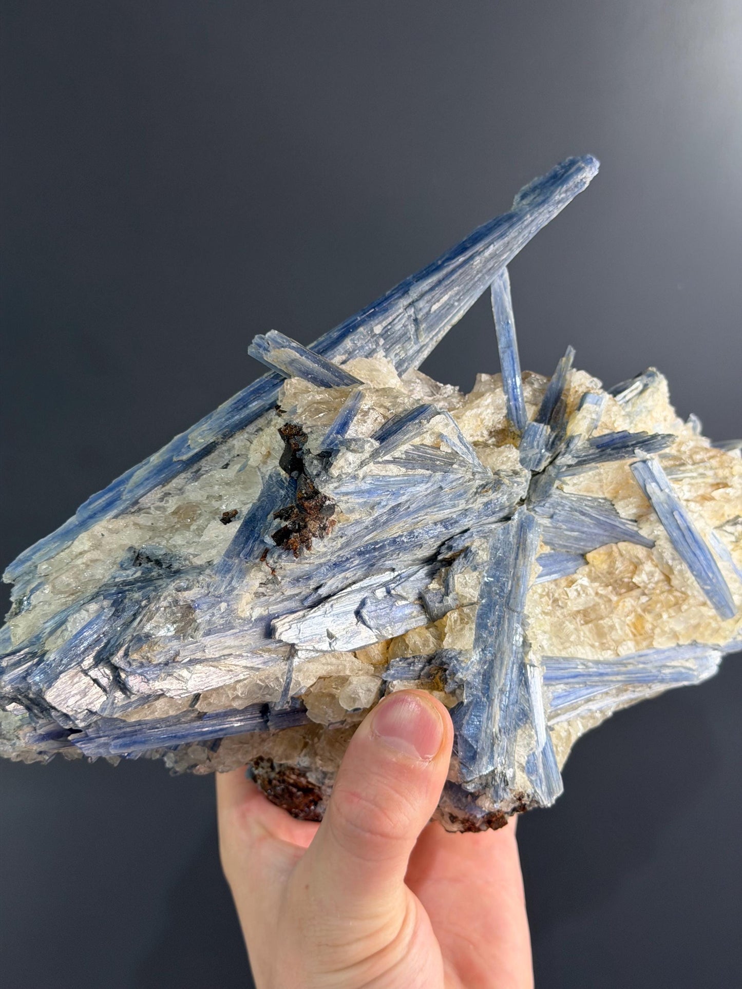 Museum Quality! Large Size Unique Formation Blue Kyanite