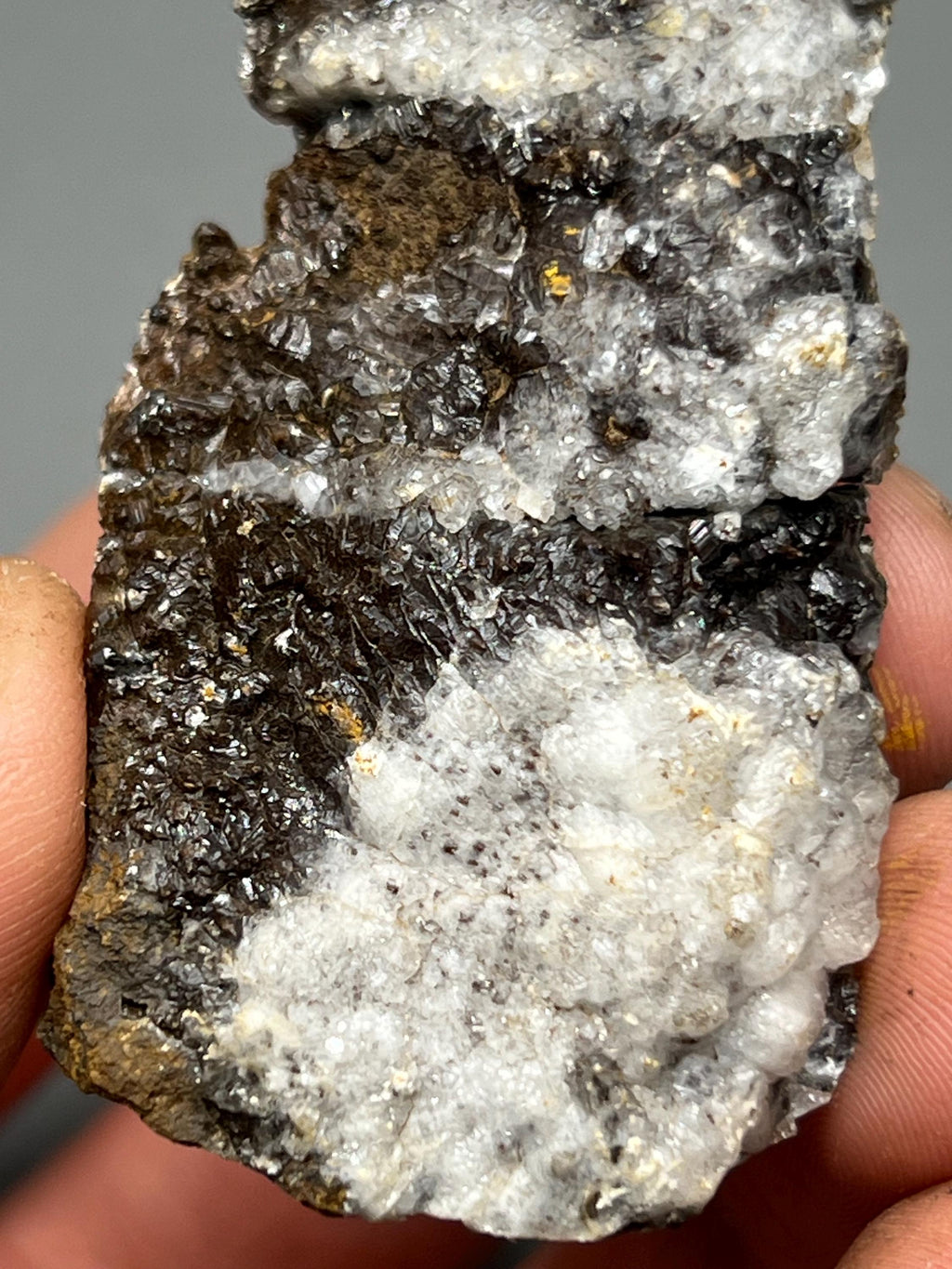 Very Special, Crystal Calcite On Hematite, From Turkey - Crystal Gemstone AE 