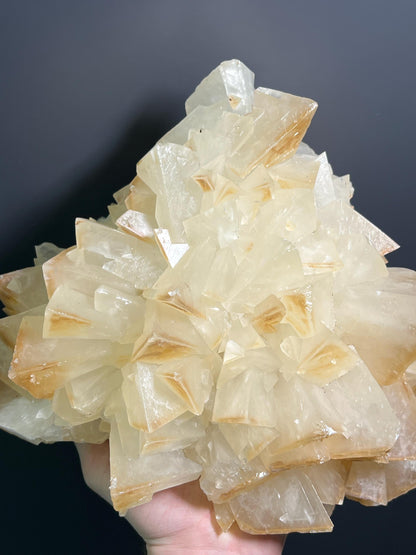 Large Size, Special Yellow Crystal Calcite, 6,1kg