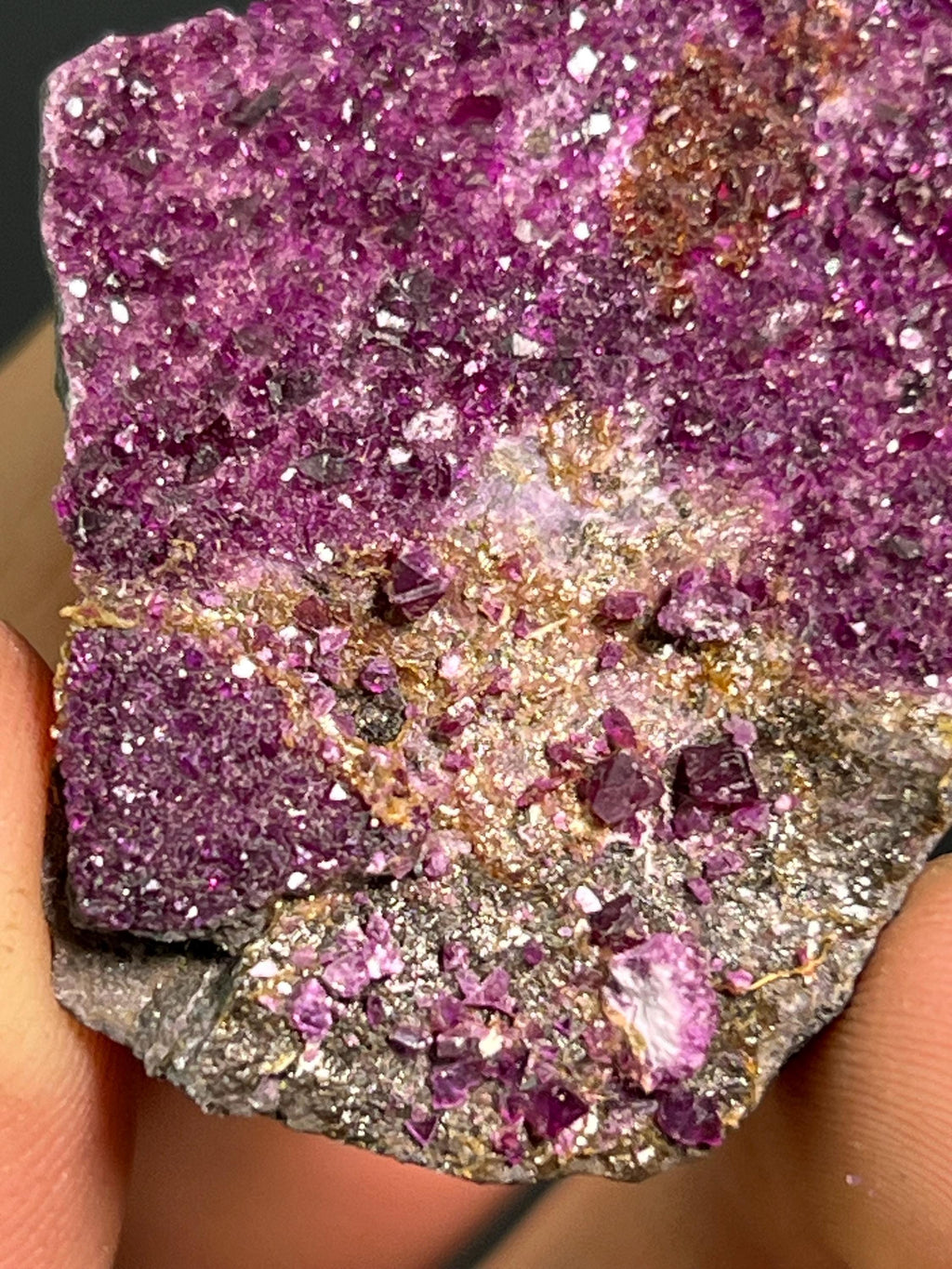 Very Special Kammererite Specimen - Crystal Gemstone AE 