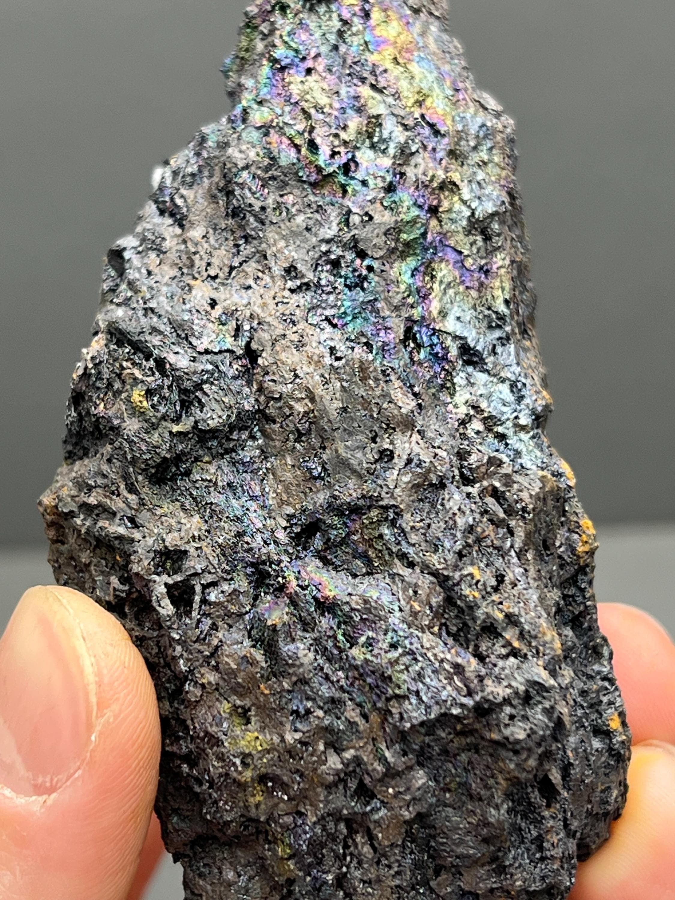 Very Showy, Colorful goethite mineral, From Turkey - Crystal Gemstone AE 