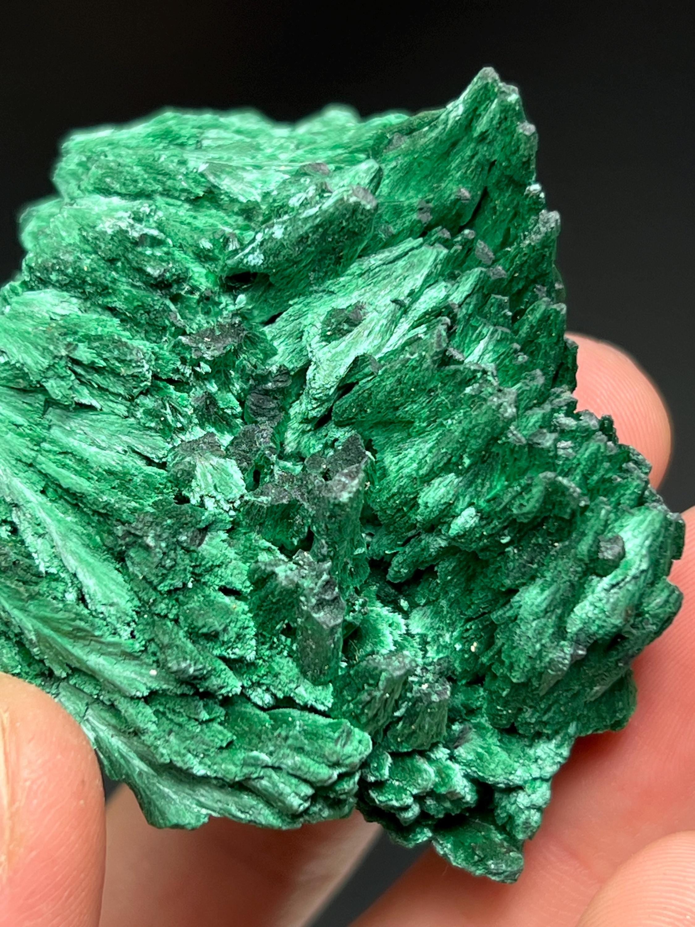 Showy Malachite Specimen - Crystal Gemstone AE 