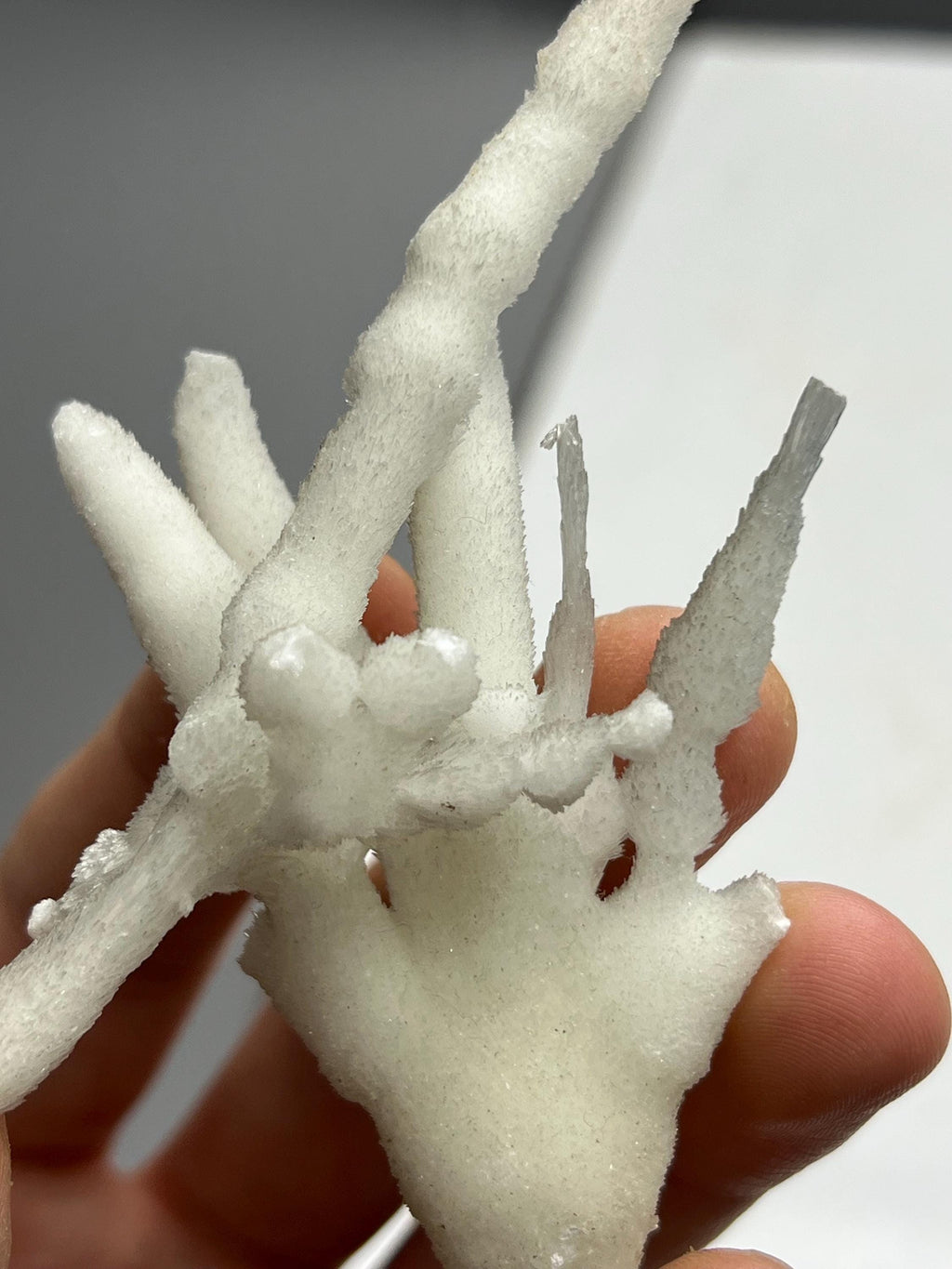 Very Special Stalactite Aragonite Mineral, From Turkey - Crystal Gemstone AE 