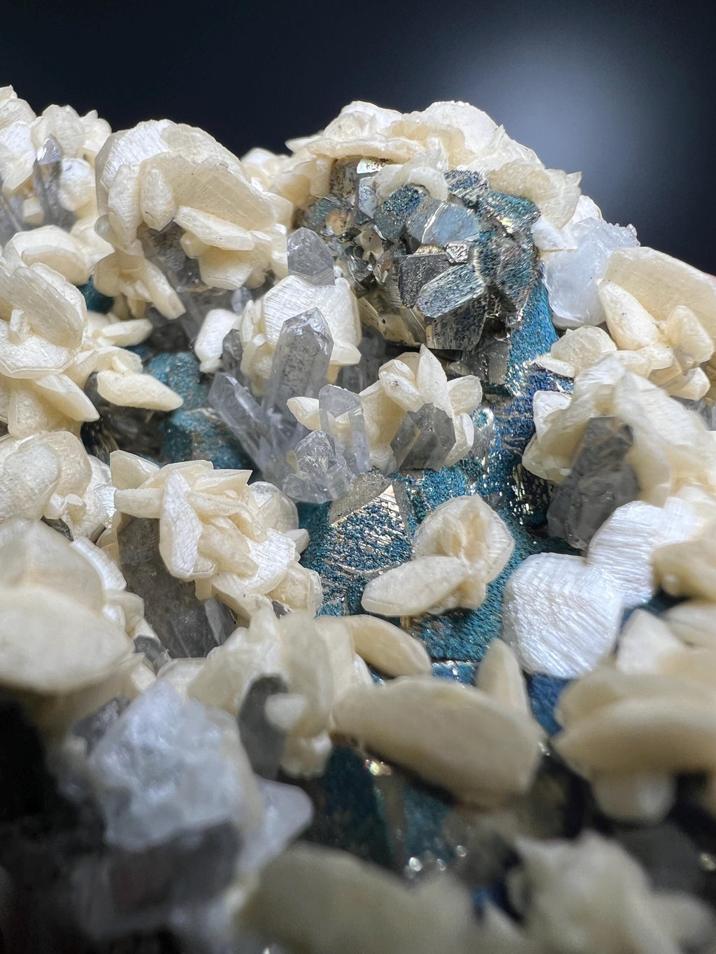 Calcite And Quartz With Chalcopyrite - Crystal Gemstone AE 