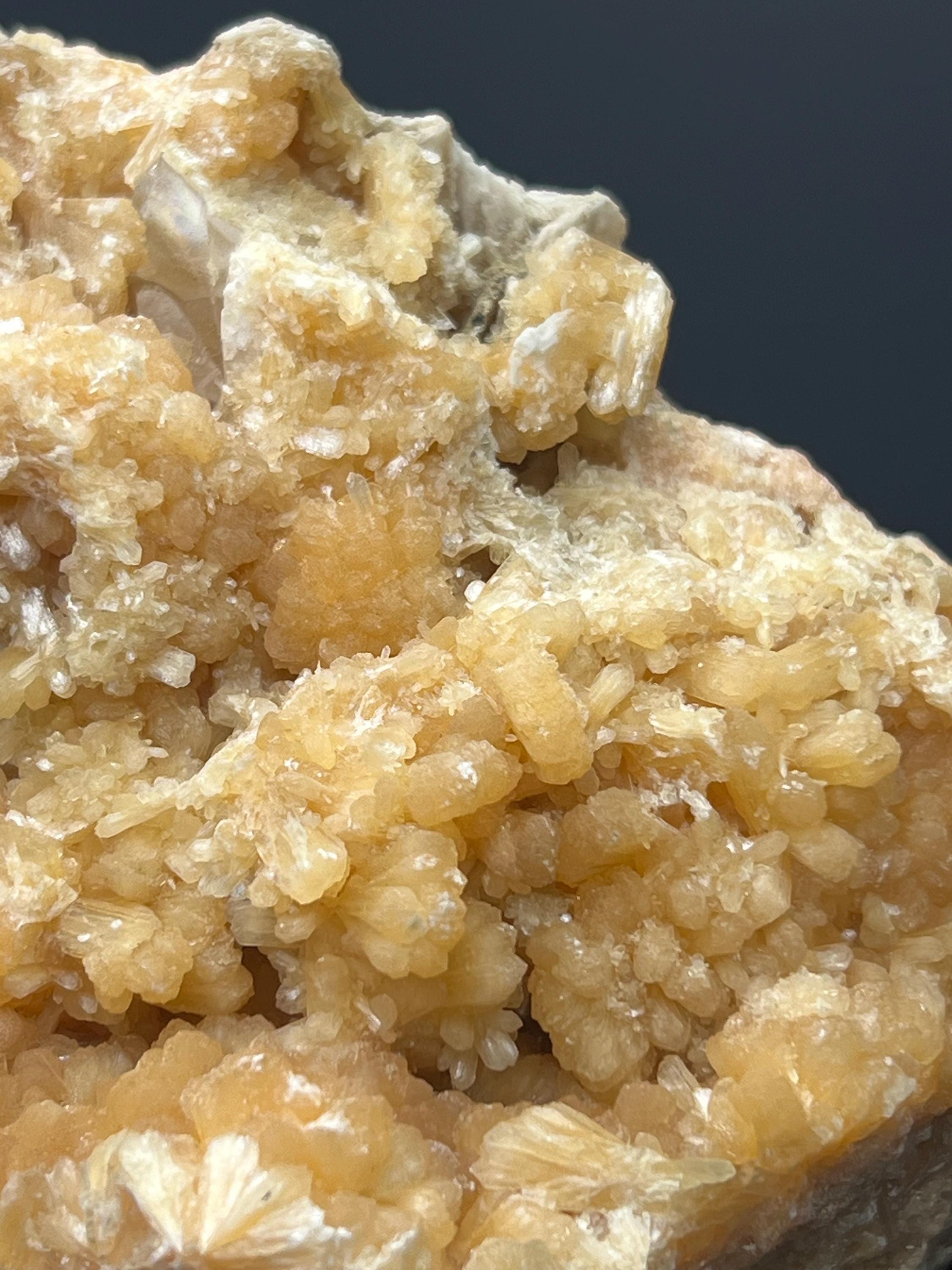 Stilbite Specimen - Mahodari India Zeolite Mineral - Crystal Gemstone AE 