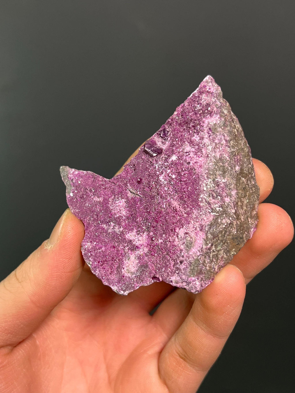 Special Showy Kammererite Specimen - Crystal Gemstone AE 