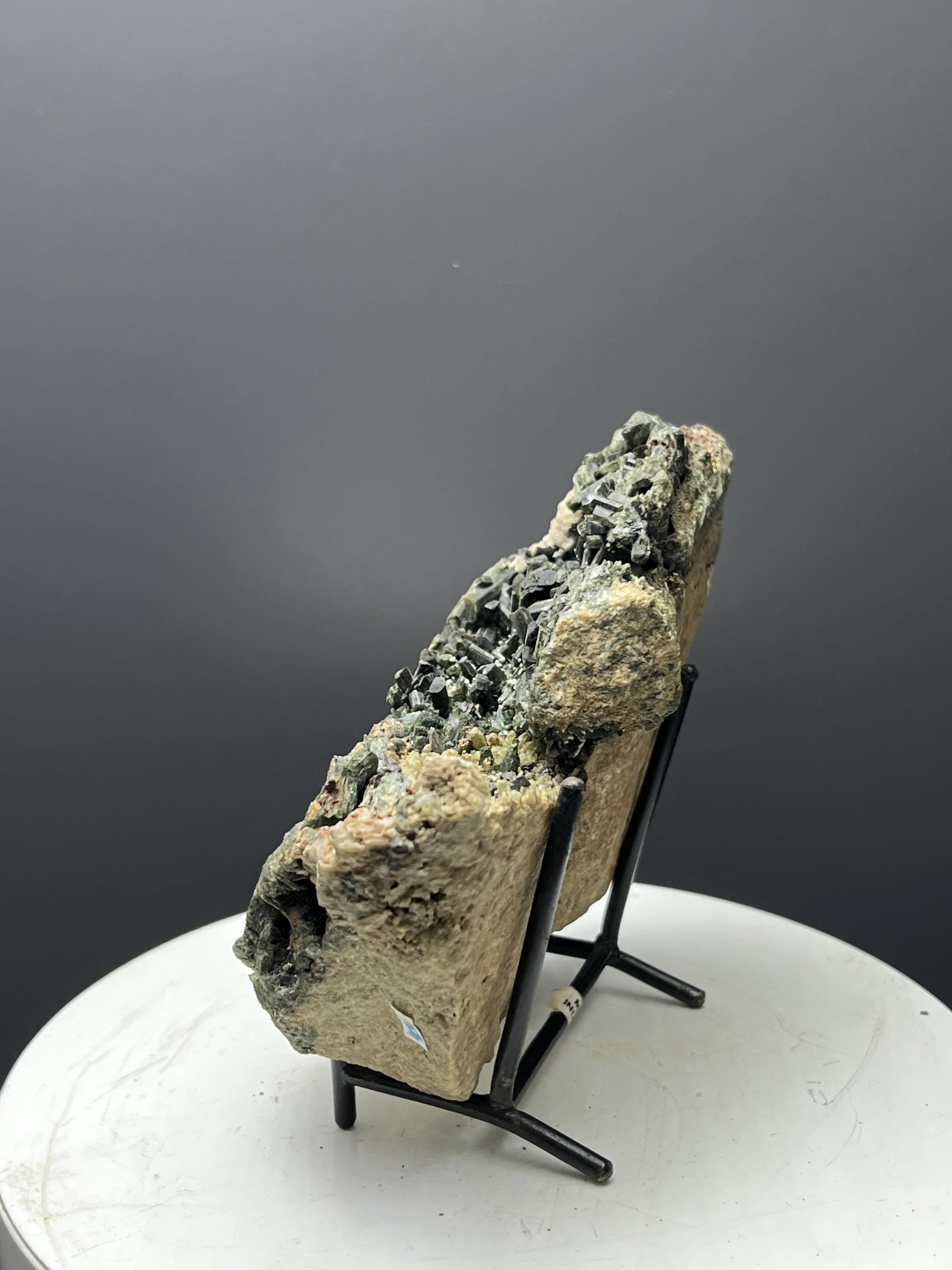 Actinolite, Sphalerite, Calcite And Barite Specimen - Crystal Gemstone AE 