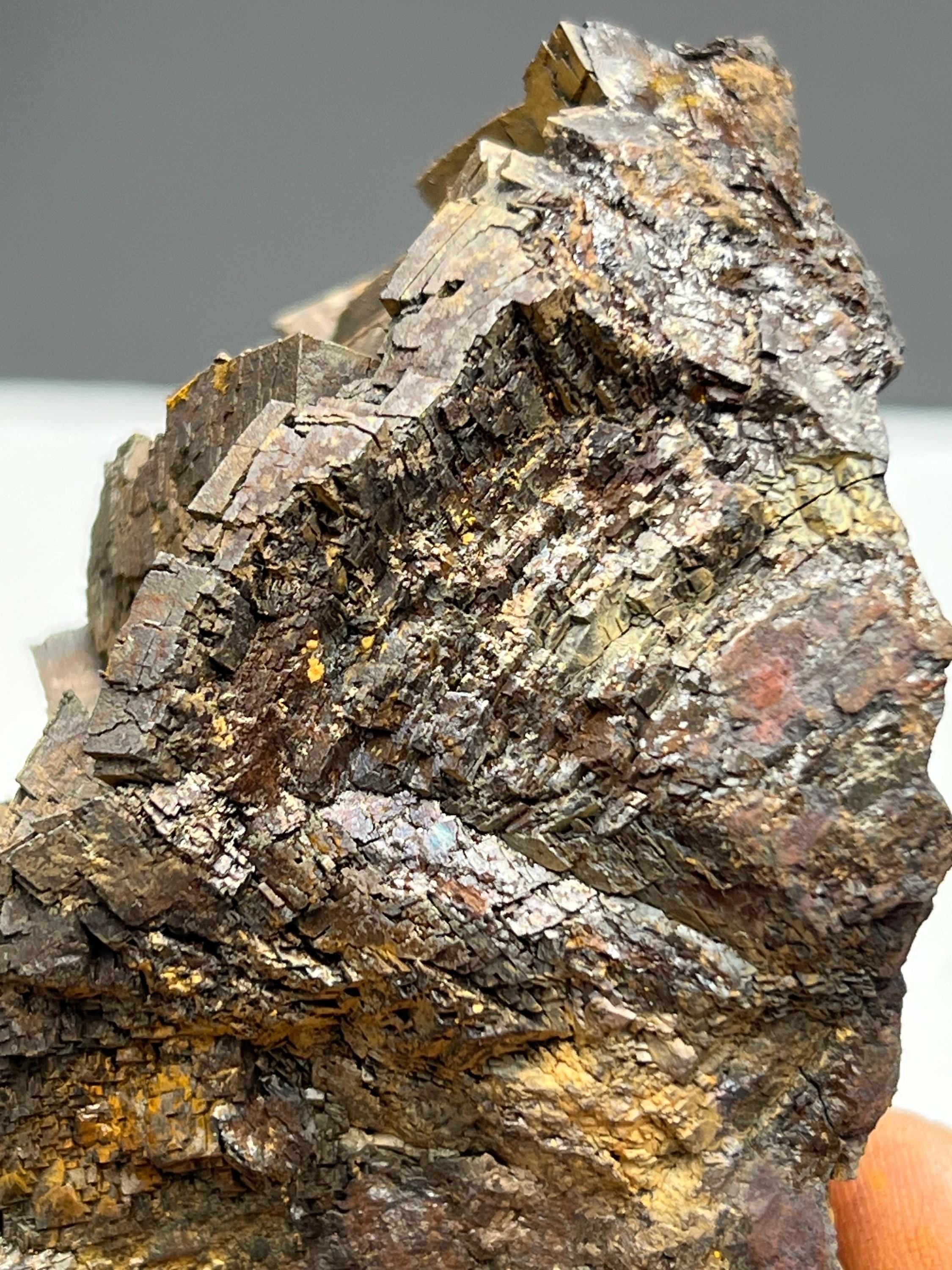 Museum quality, Very showy limonite on iron siderite, From Turkey - Crystal Gemstone AE 