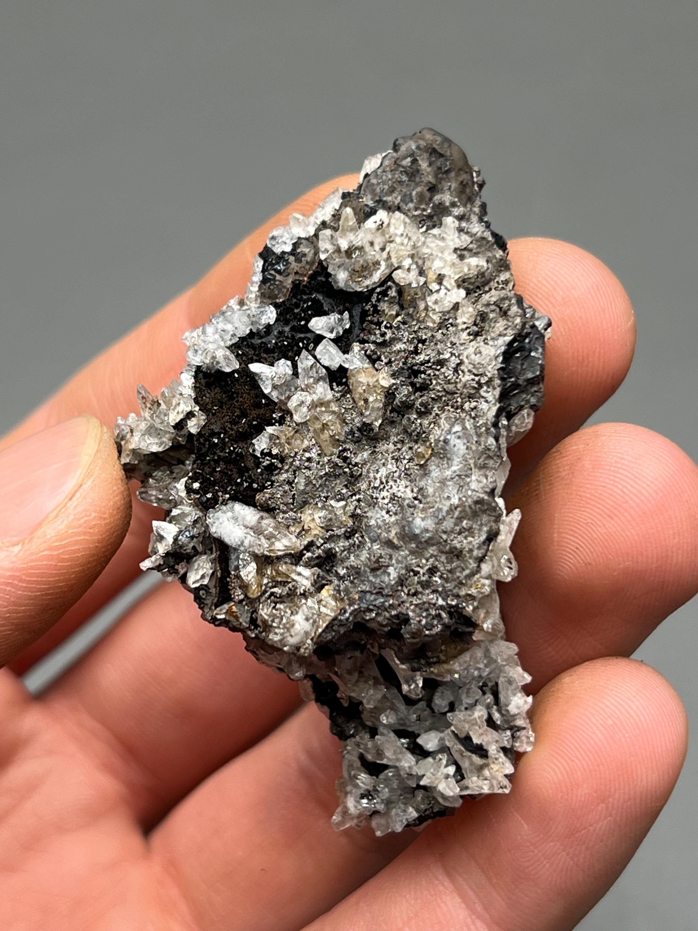 Very Special, Crystal Calcite On Hematite, From Turkey - Crystal Gemstone AE 