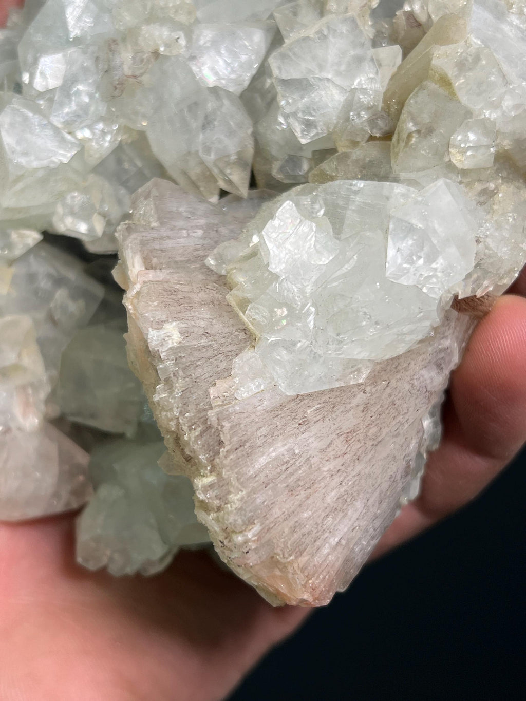 Apophyllite Heulandite Stilbite - Crystal Gemstone AE 