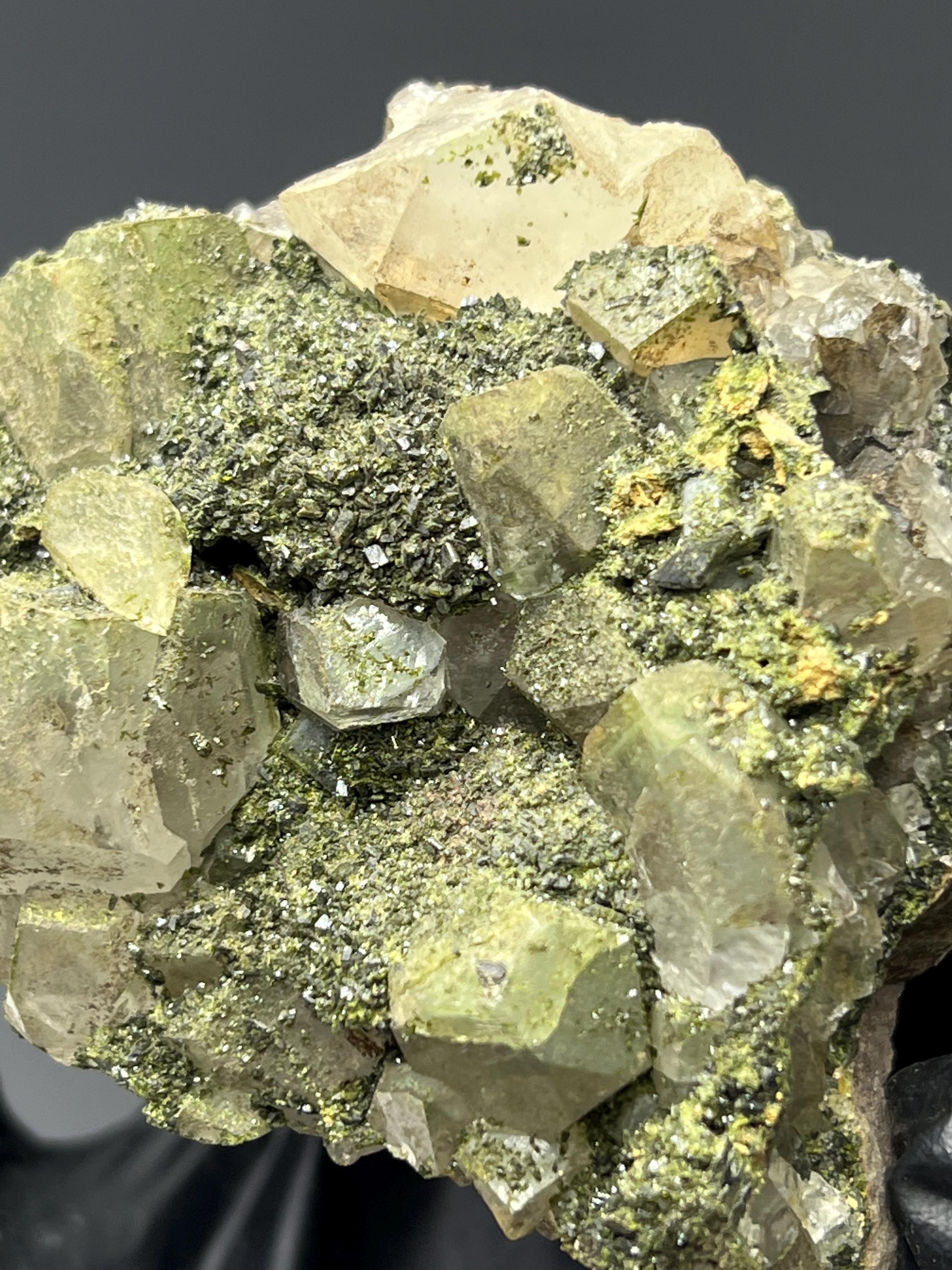 Chlorite & Epidote Quartz - Crystal Gemstone AE 