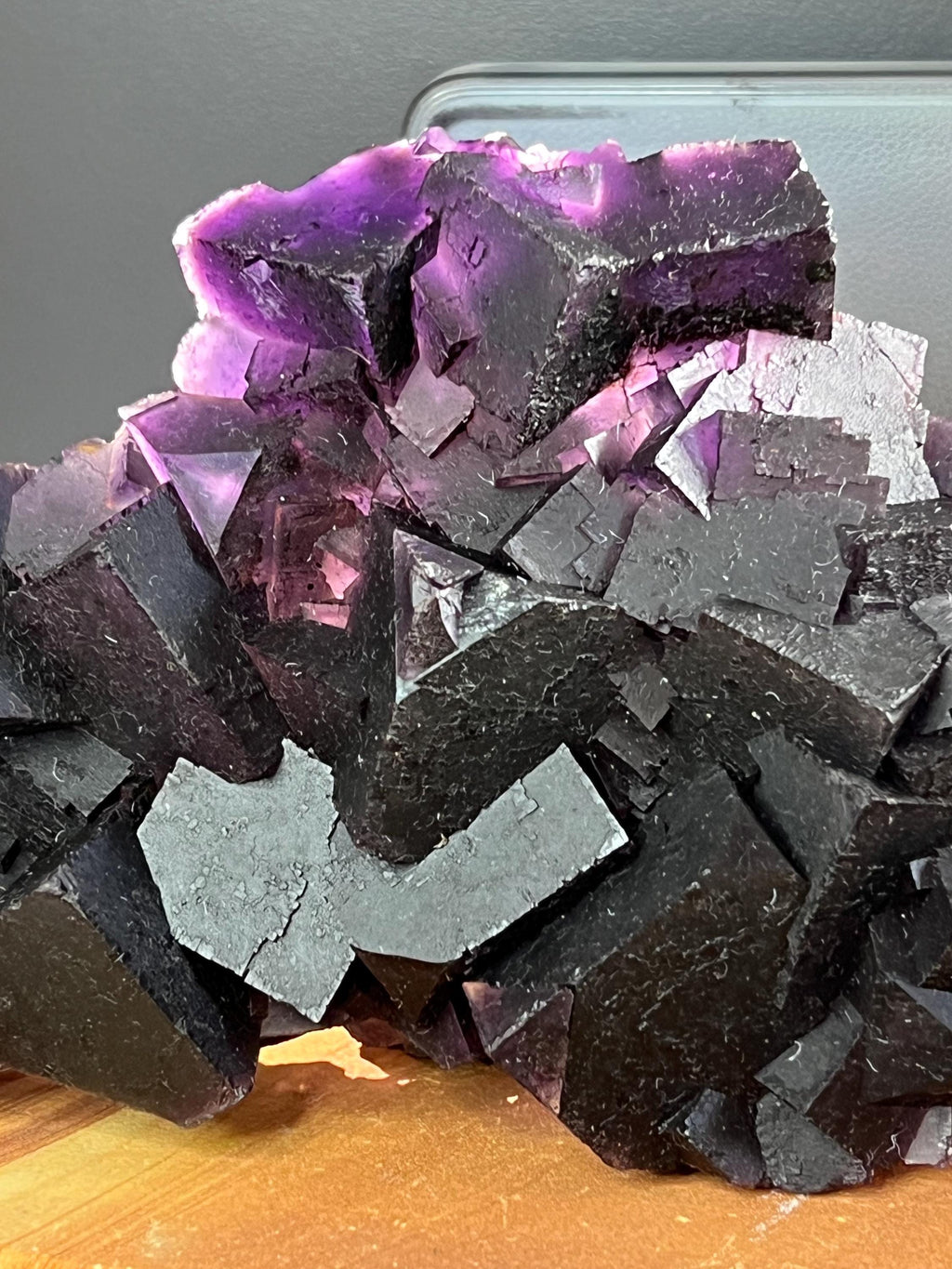 Very Special Piece! Light Permeable Fluorite Specimen From China - Crystal Gemstone AE 