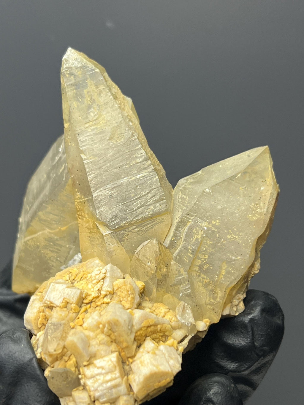 Smoky Quartz & Ortochlase - Crystal Gemstone AE 