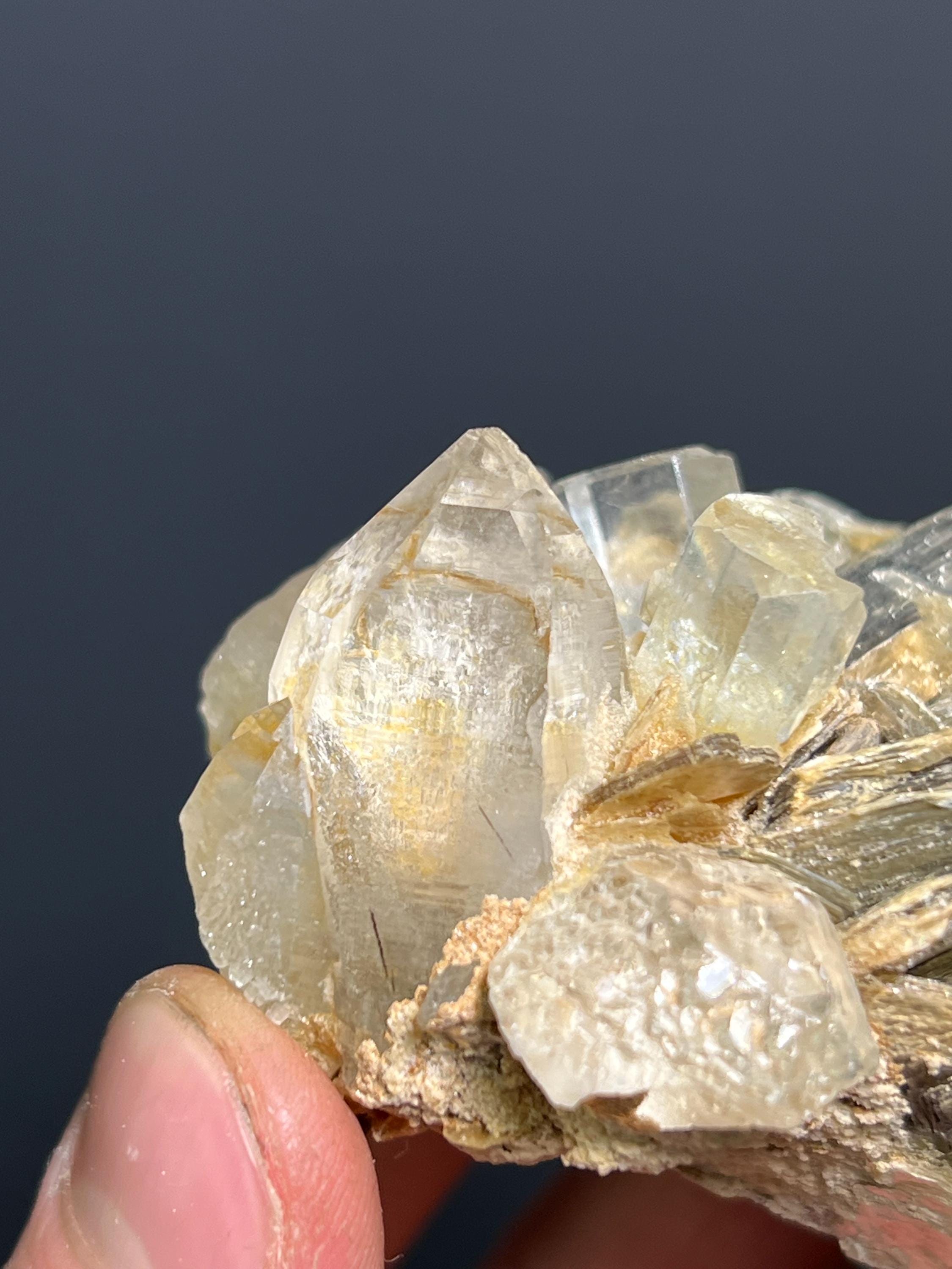 Aquamarine And Muscovite With Quartz - Pakistan - Crystal Gemstone AE 