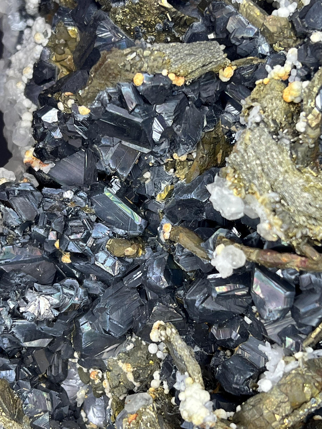 Kosovo Mineral Specimen: Tetrahedrite, Sphalerite, Chalcopyrite, Quartz - Crystal Gemstone AE 