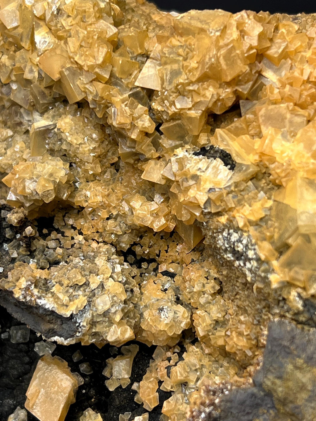 Very Showy, Cubic Crystals Calcite On Goethite Specimen - Crystal Gemstone AE 