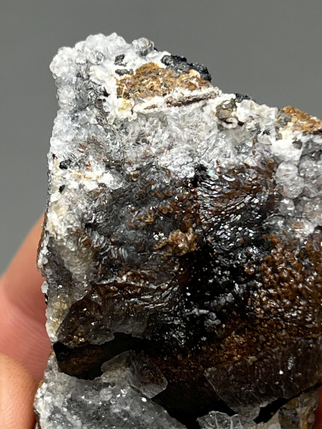 Very Special, Crystal Calcite On Hematite, From Turkey - Crystal Gemstone AE 