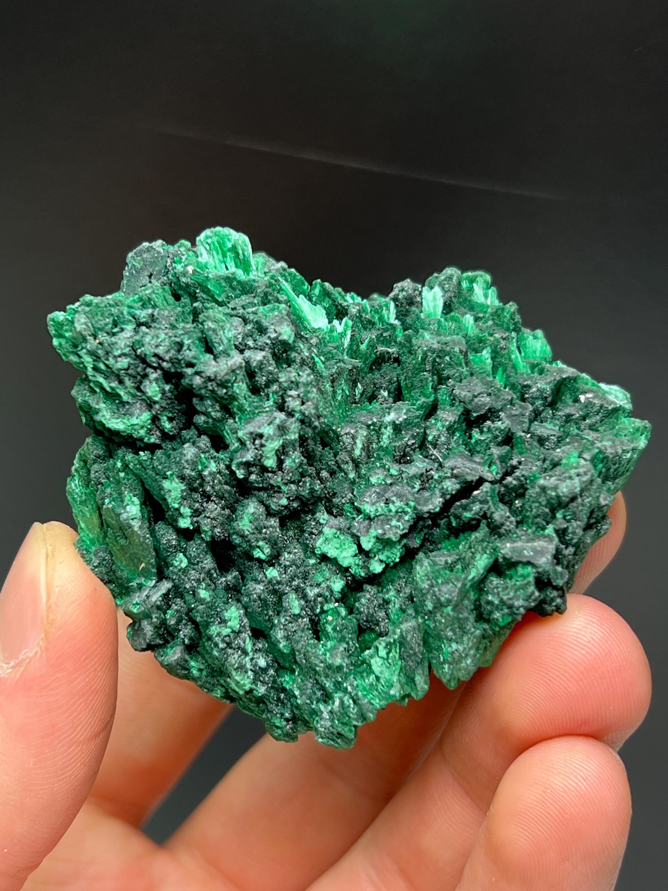 Showy Malachite Specimen - Crystal Gemstone AE 