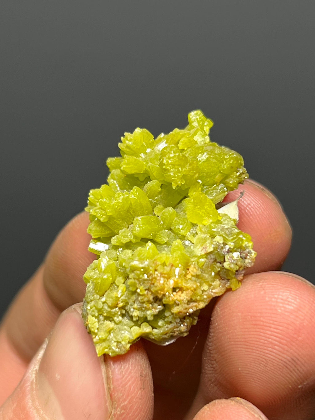 Museum Grade, Pyromorphite Specimen, 16gram - Crystal Gemstone AE 