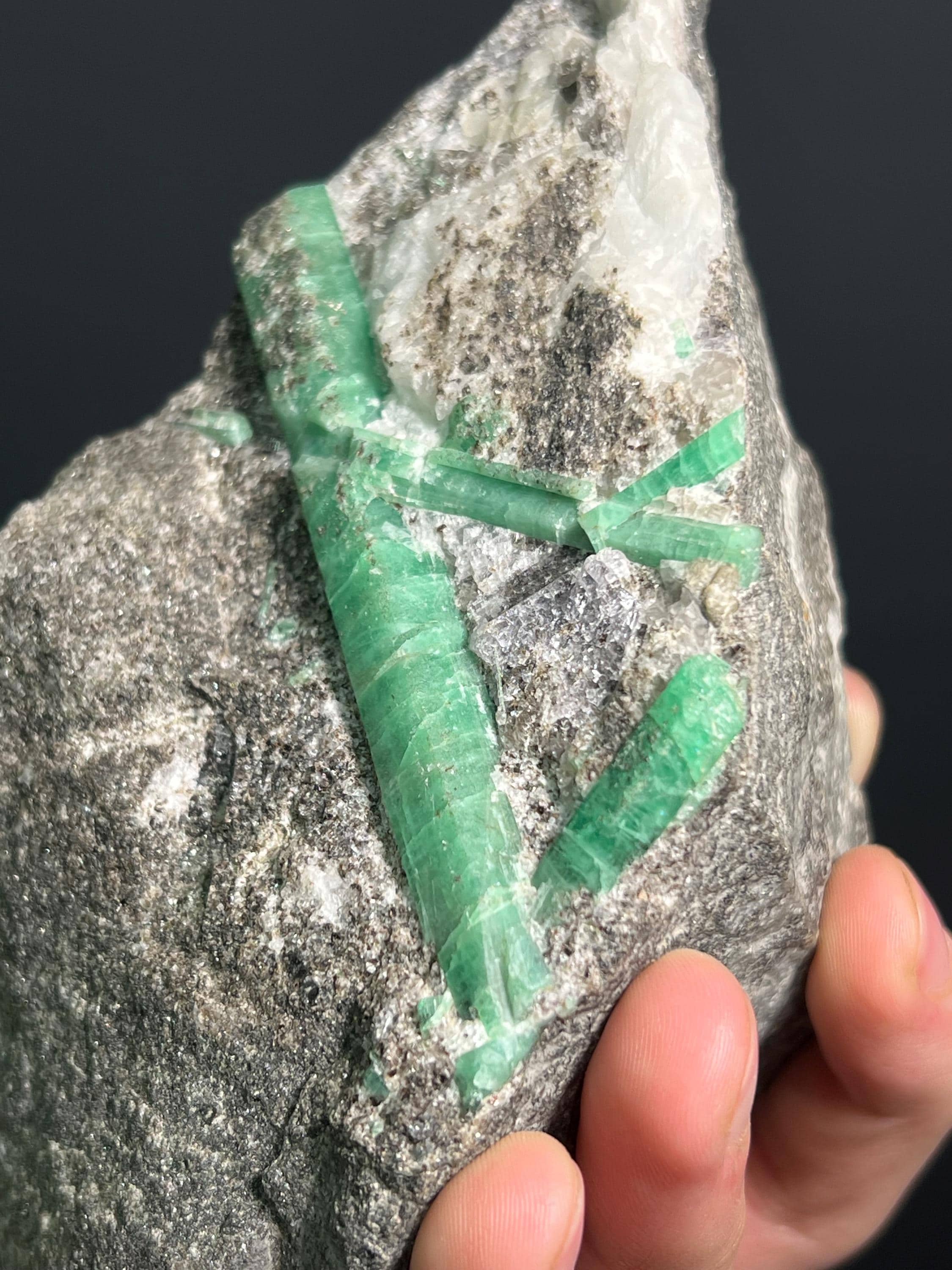 Emerald With Quartz On Matrix - Crystal Gemstone AE 