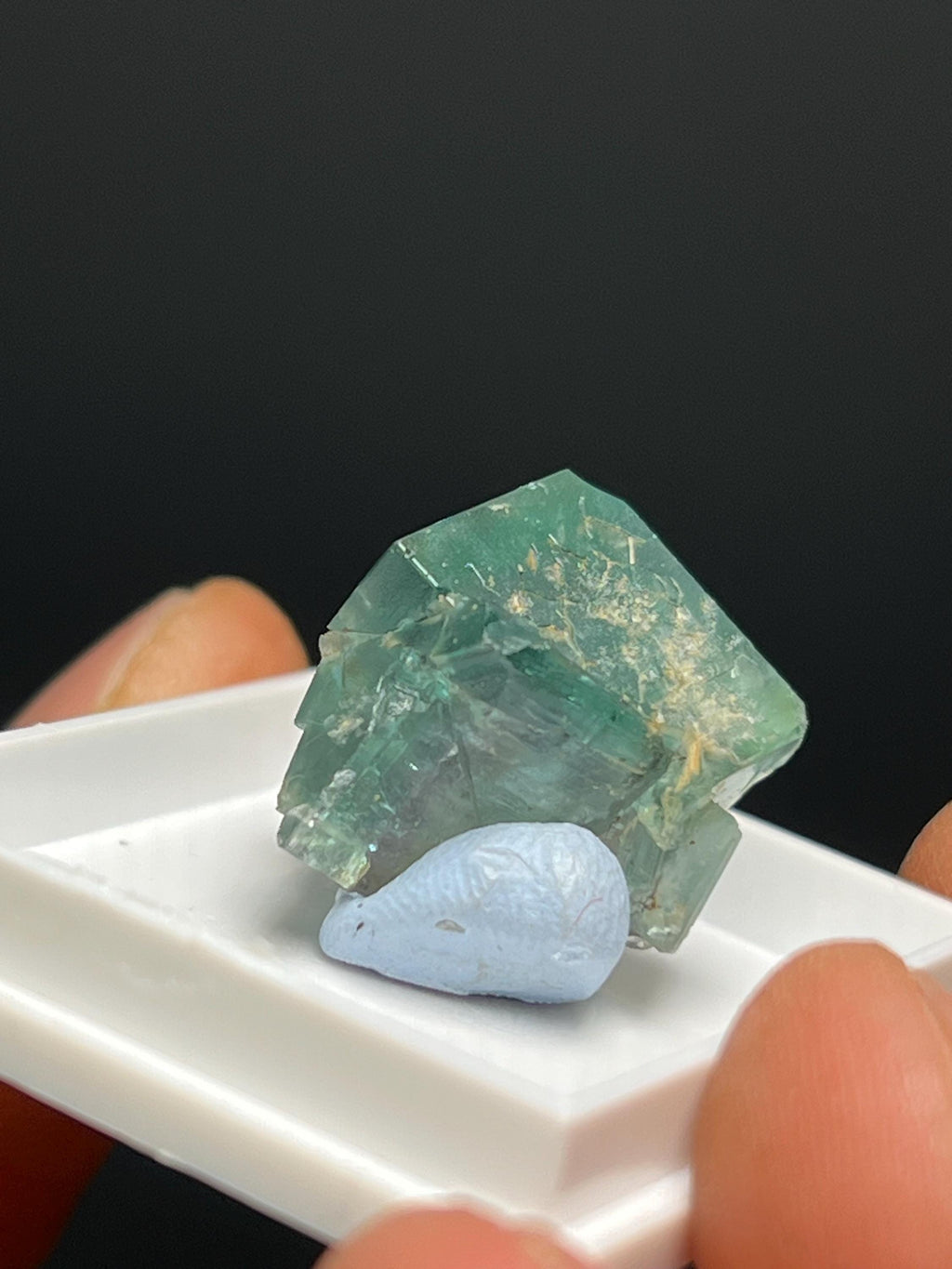 Top Quality Emerald Fluorite Specimen - Crystal Gemstone AE 
