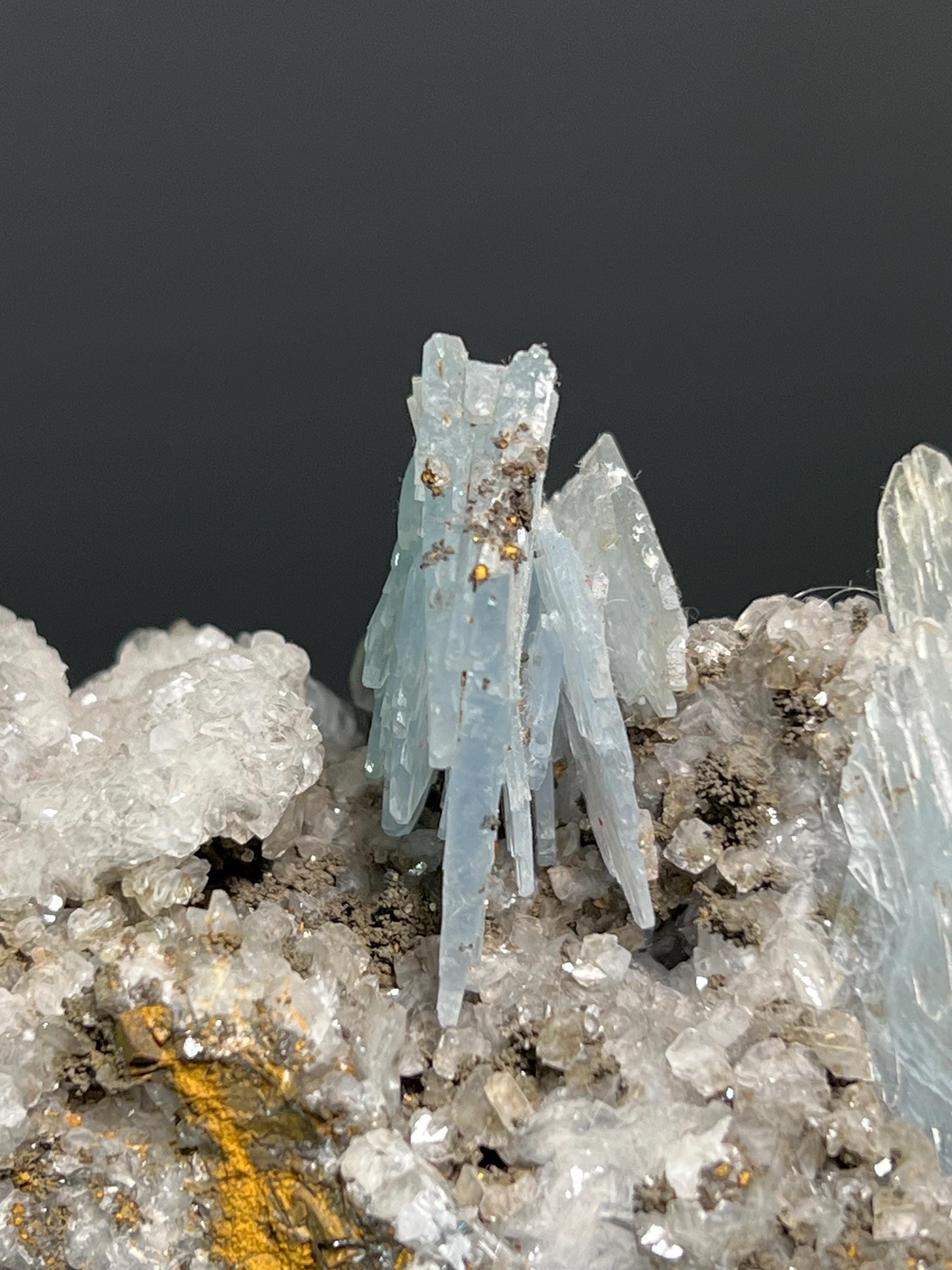 Special Barite Specimen, 400gram - Crystal Gemstone AE 