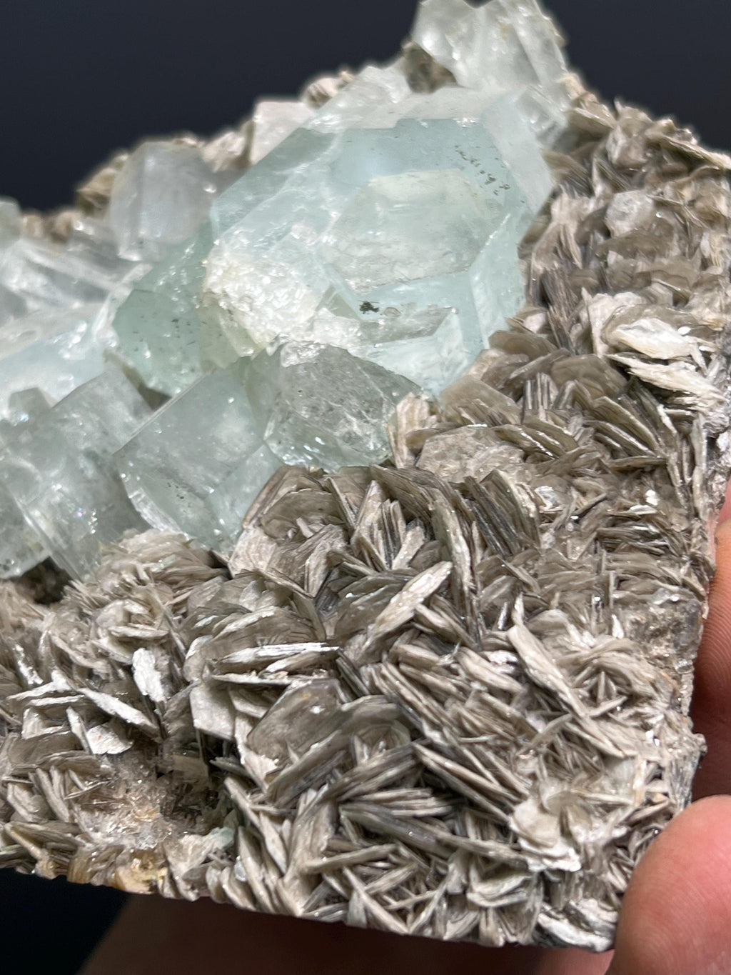 Museum Grade, Aquamarine With Muscovite Specimen, 700gram - Crystal Gemstone AE 