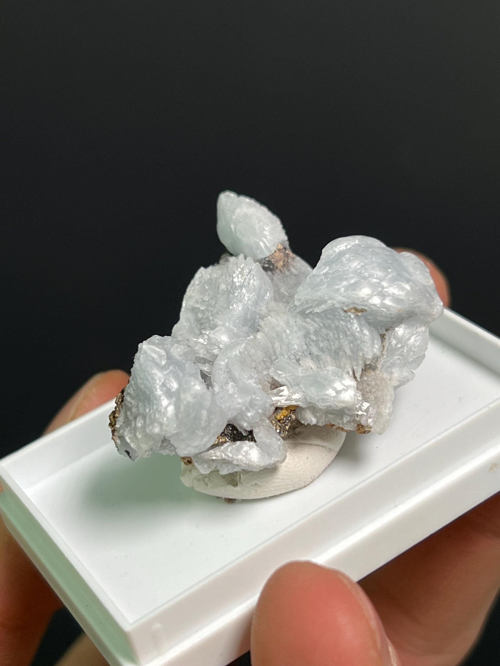 Very Special Brucite Specimen - Crystal Gemstone AE 