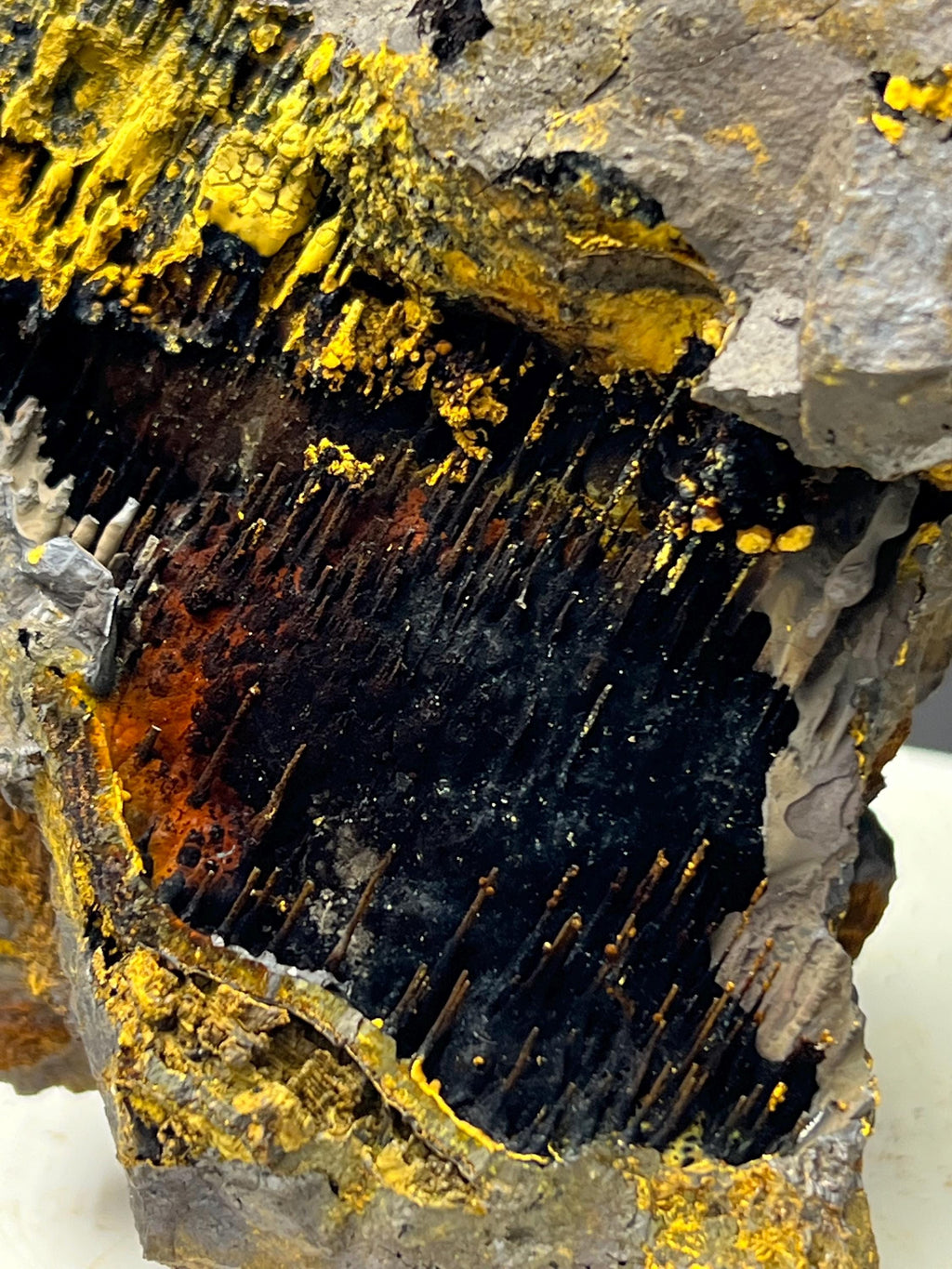 Very Showy Special Limonite And Specularite With Stalactite Goethite Specimen, For Special Collection - Crystal Gemstone AE 