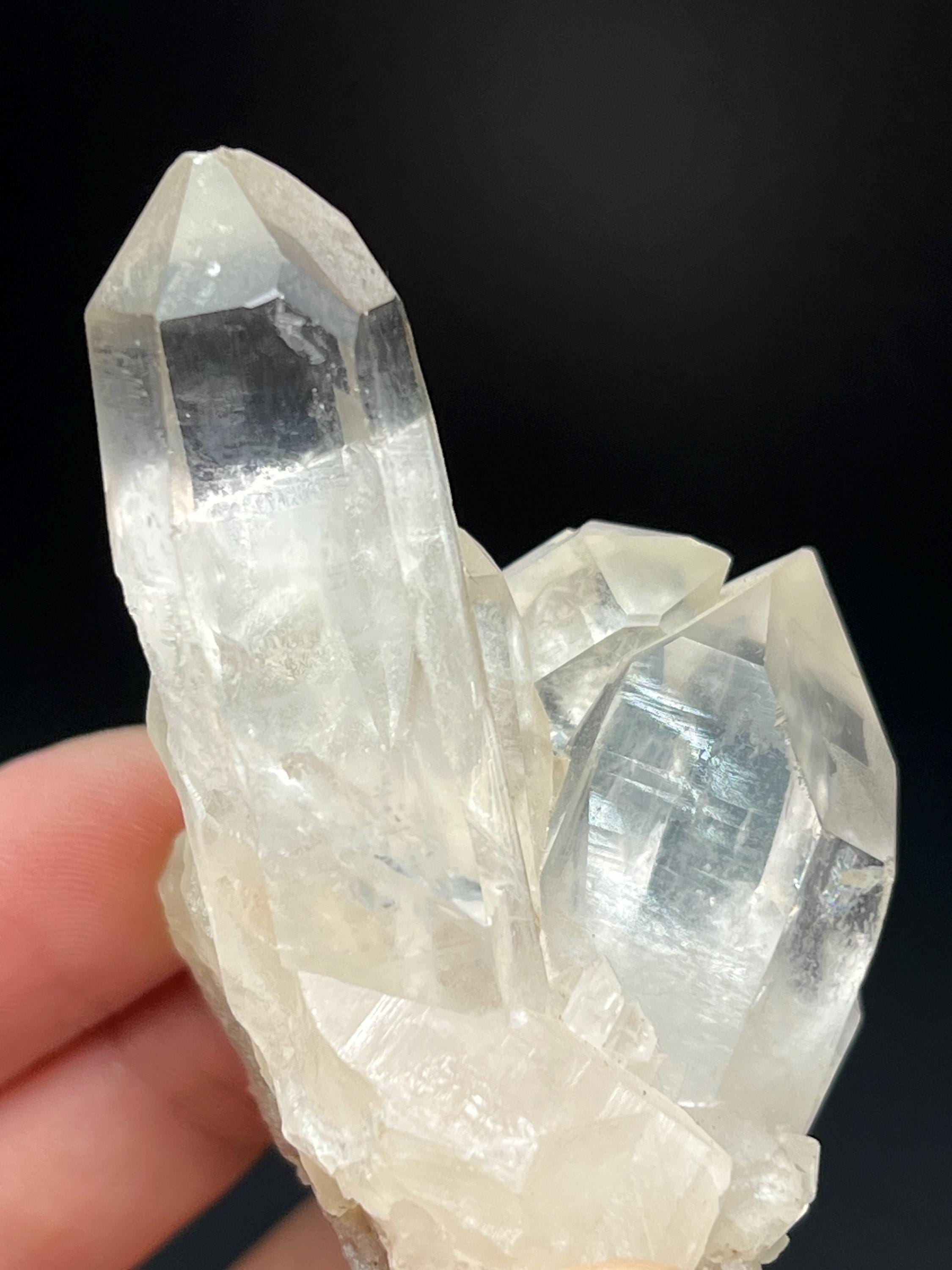 Crystal Quartz Specimen - Crystal Gemstone AE 