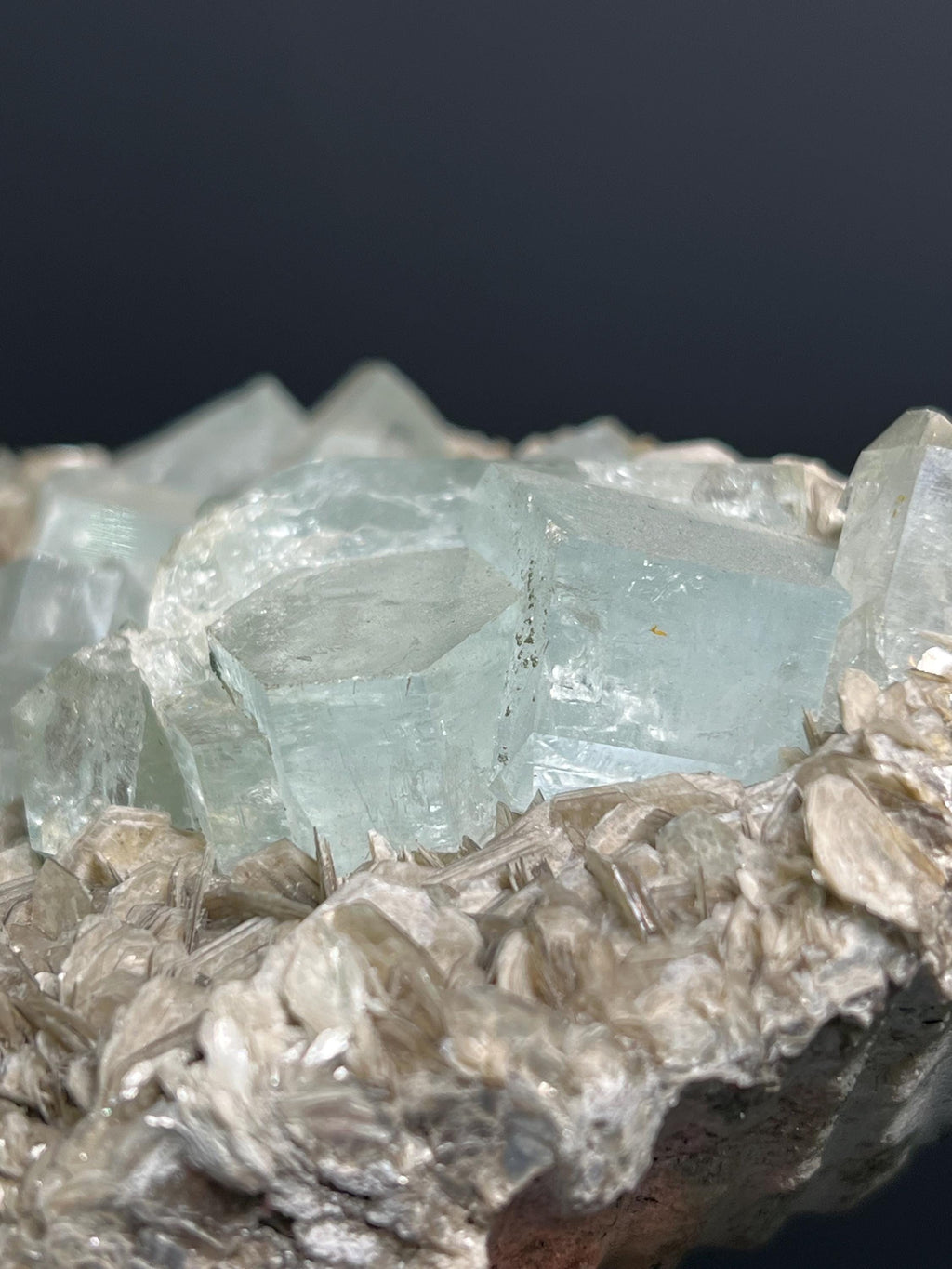 Museum Grade, Aquamarine With Muscovite Specimen, 700gram - Crystal Gemstone AE 