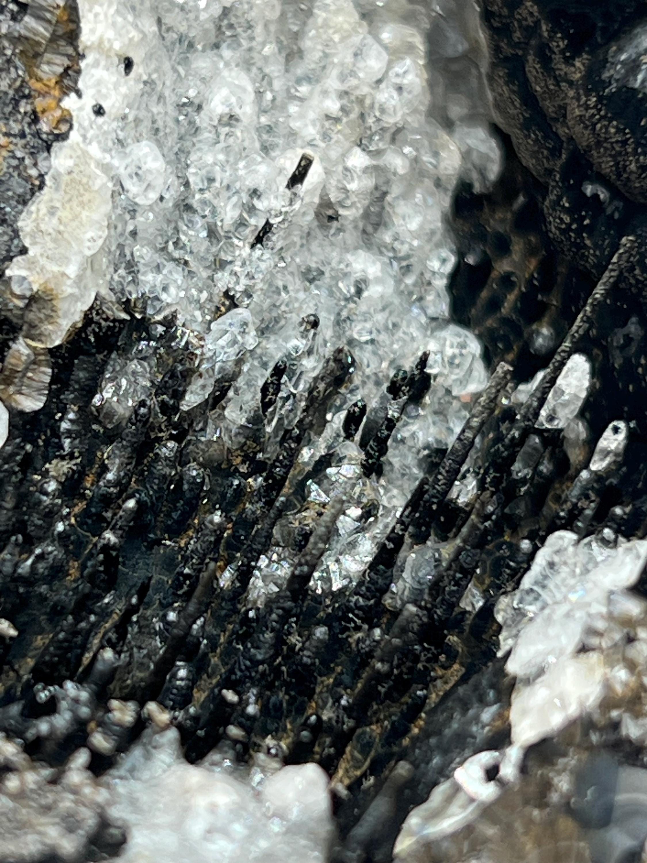 Crystal Calcite on Hematite, Turkish Mineral Specimen - Crystal Gemstone AE 