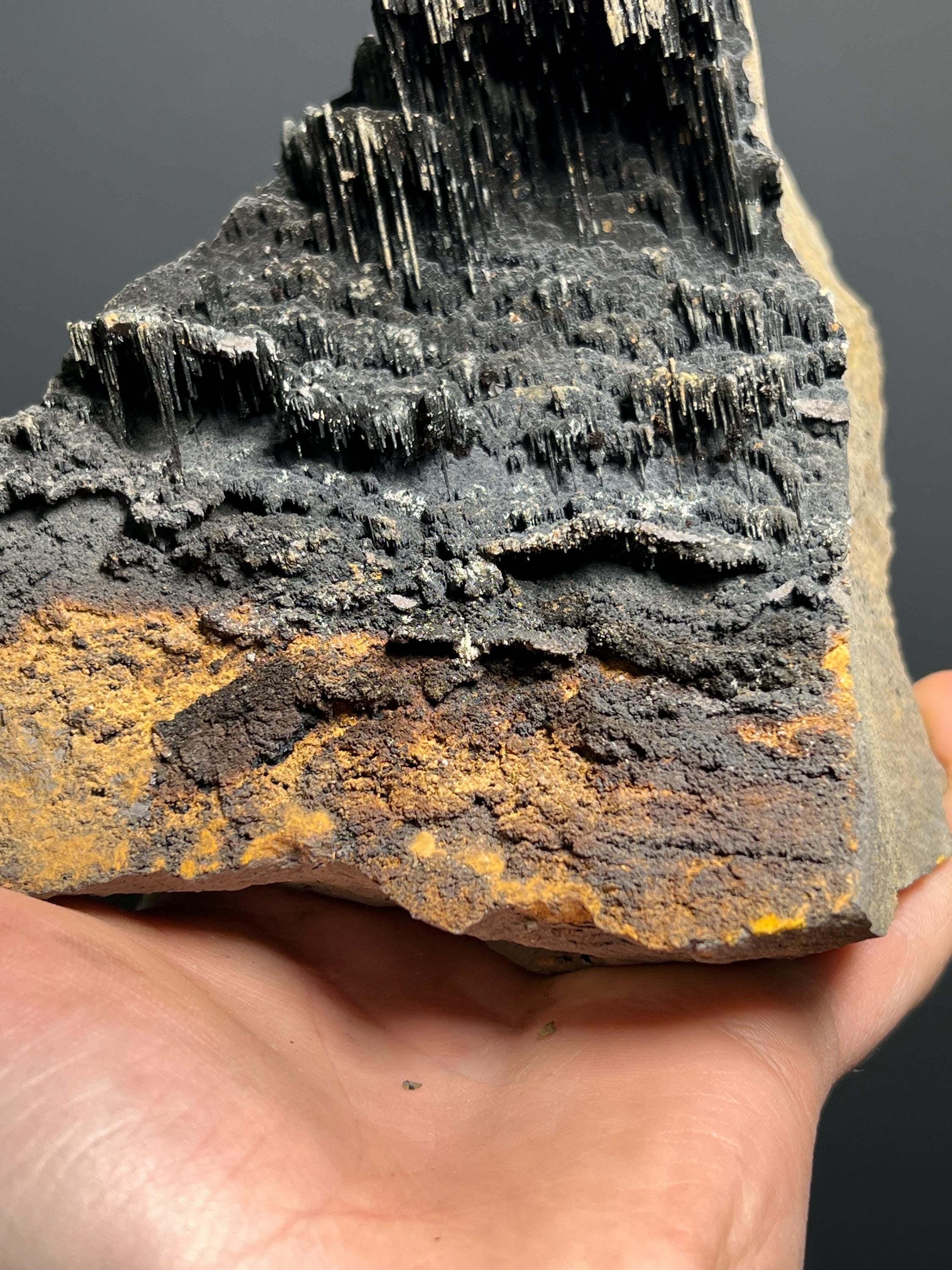 Museum Grade, Limonite With Stalactite Goethite, 2,1kg - Crystal Gemstone AE 