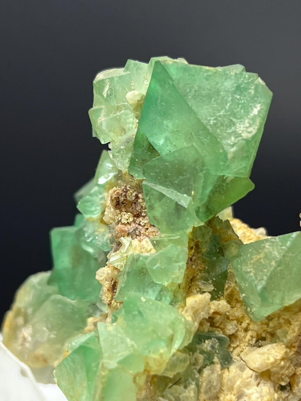 Special! Emerald Fluorite Specimen - Crystal Gemstone AE 