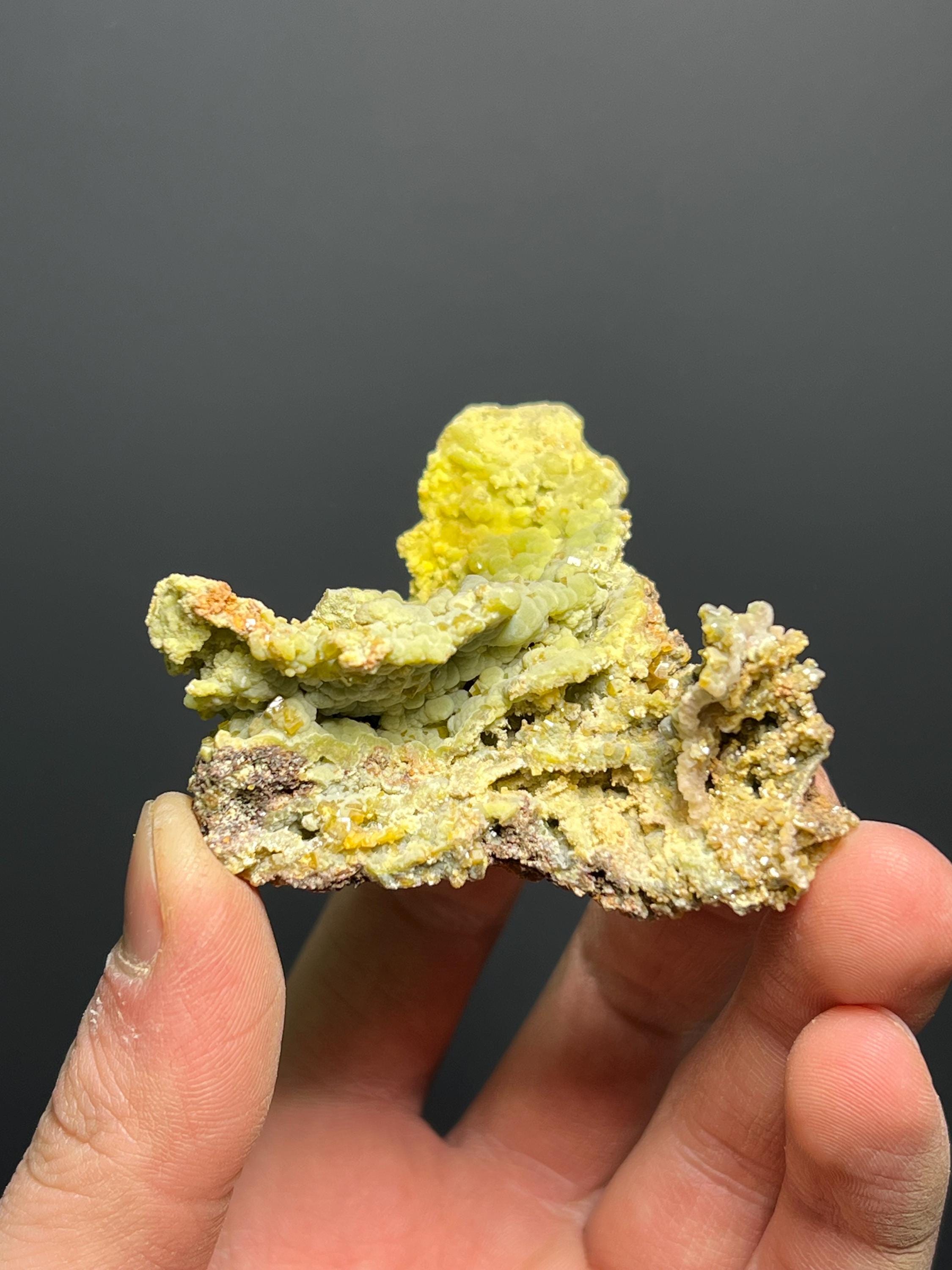 Museum Grade Mimetite Specimen, 134gram - Crystal Gemstone AE 