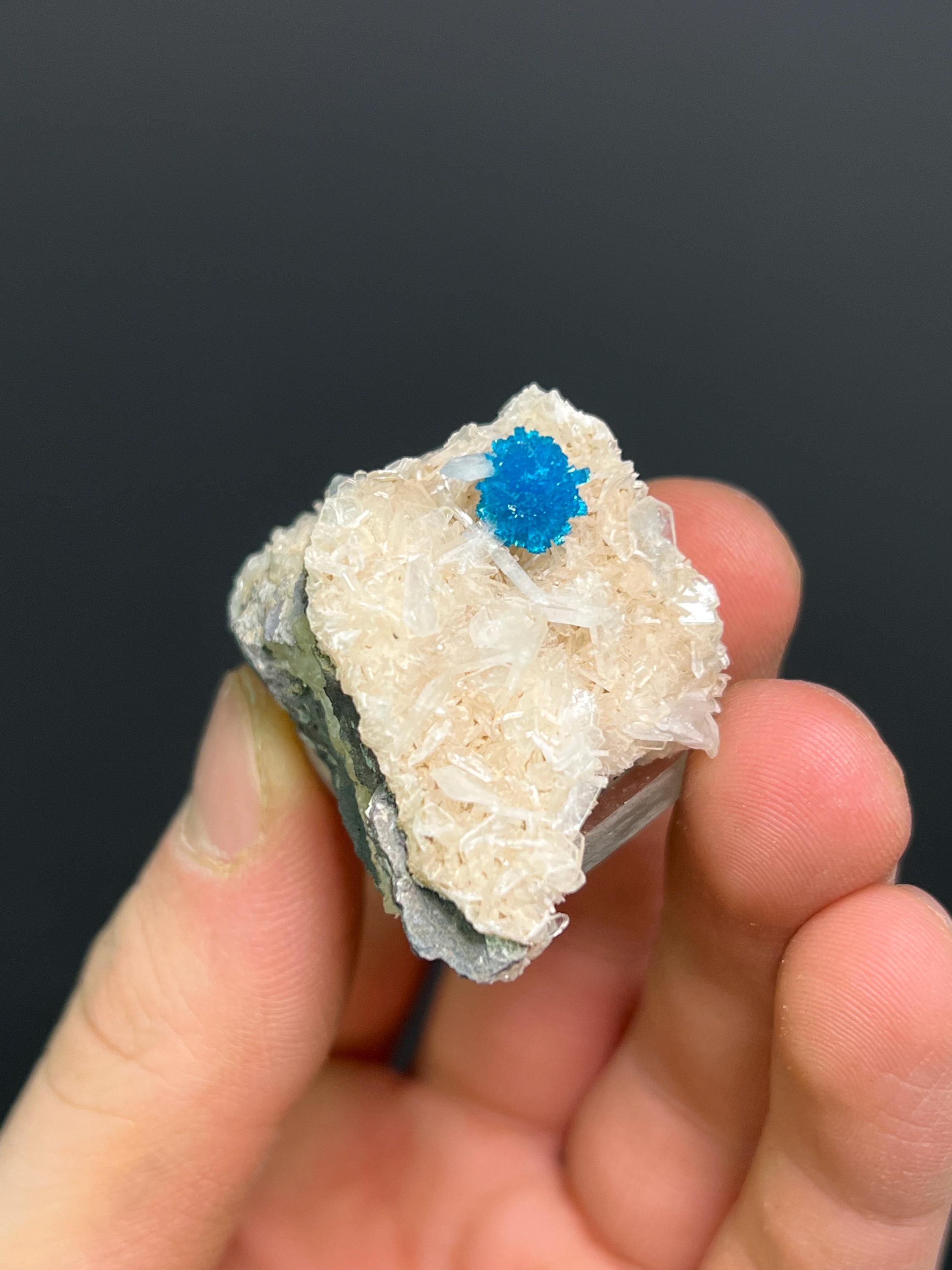 Very Special Cavansite Specimen - Crystal Gemstone AE 