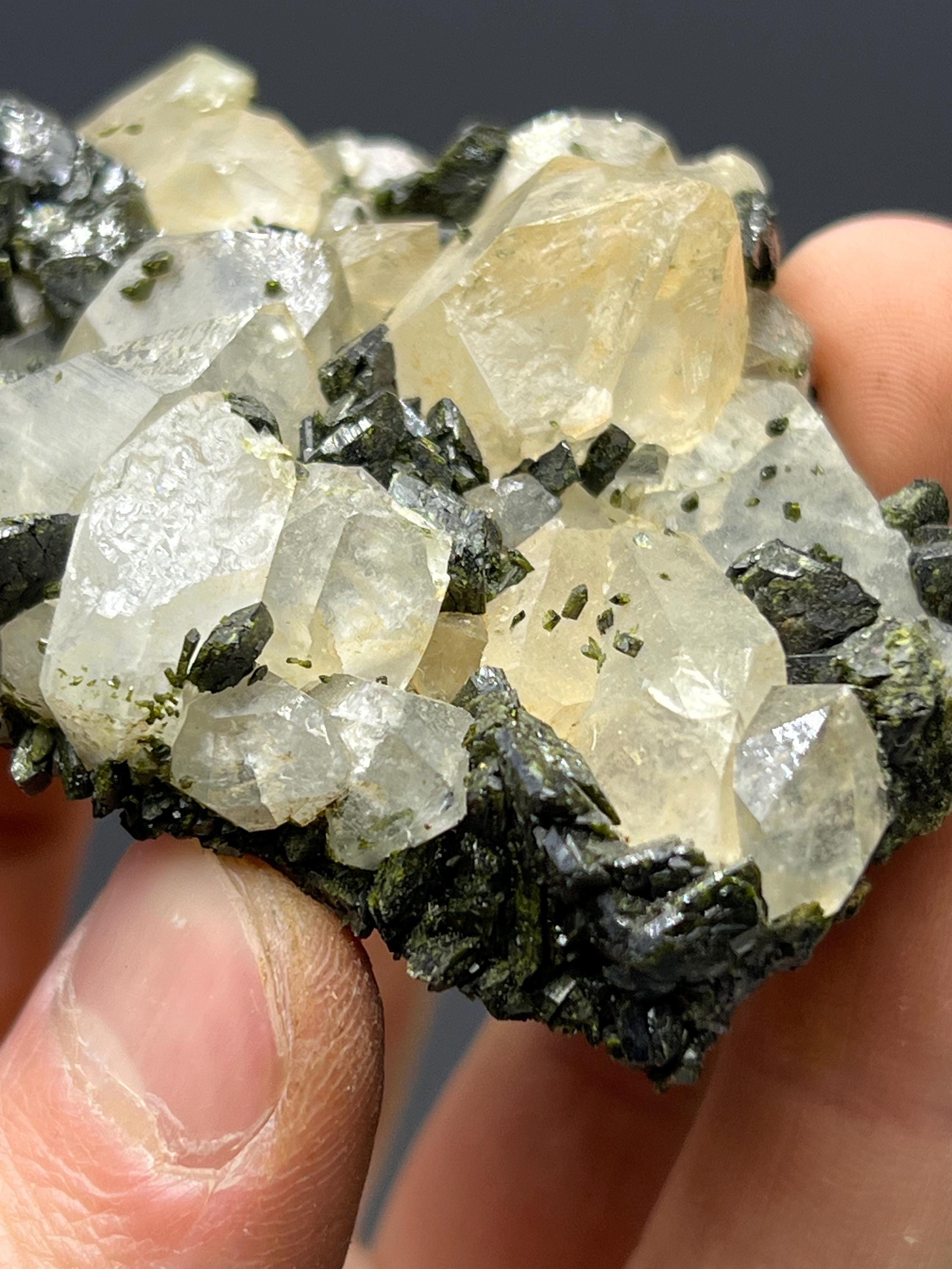 Dark Green Epidote With Chlorite Quartz - Crystal Gemstone AE 