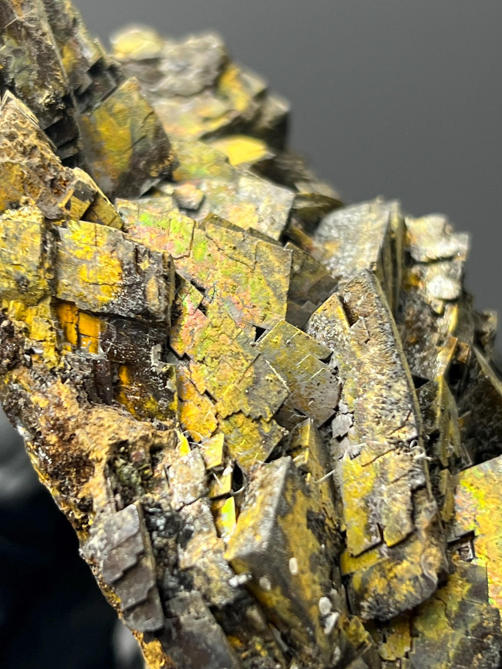 Very Rare Specimen! Natural Colors Iridescent Limonite With Iron Siderite - Crystal Gemstone AE 