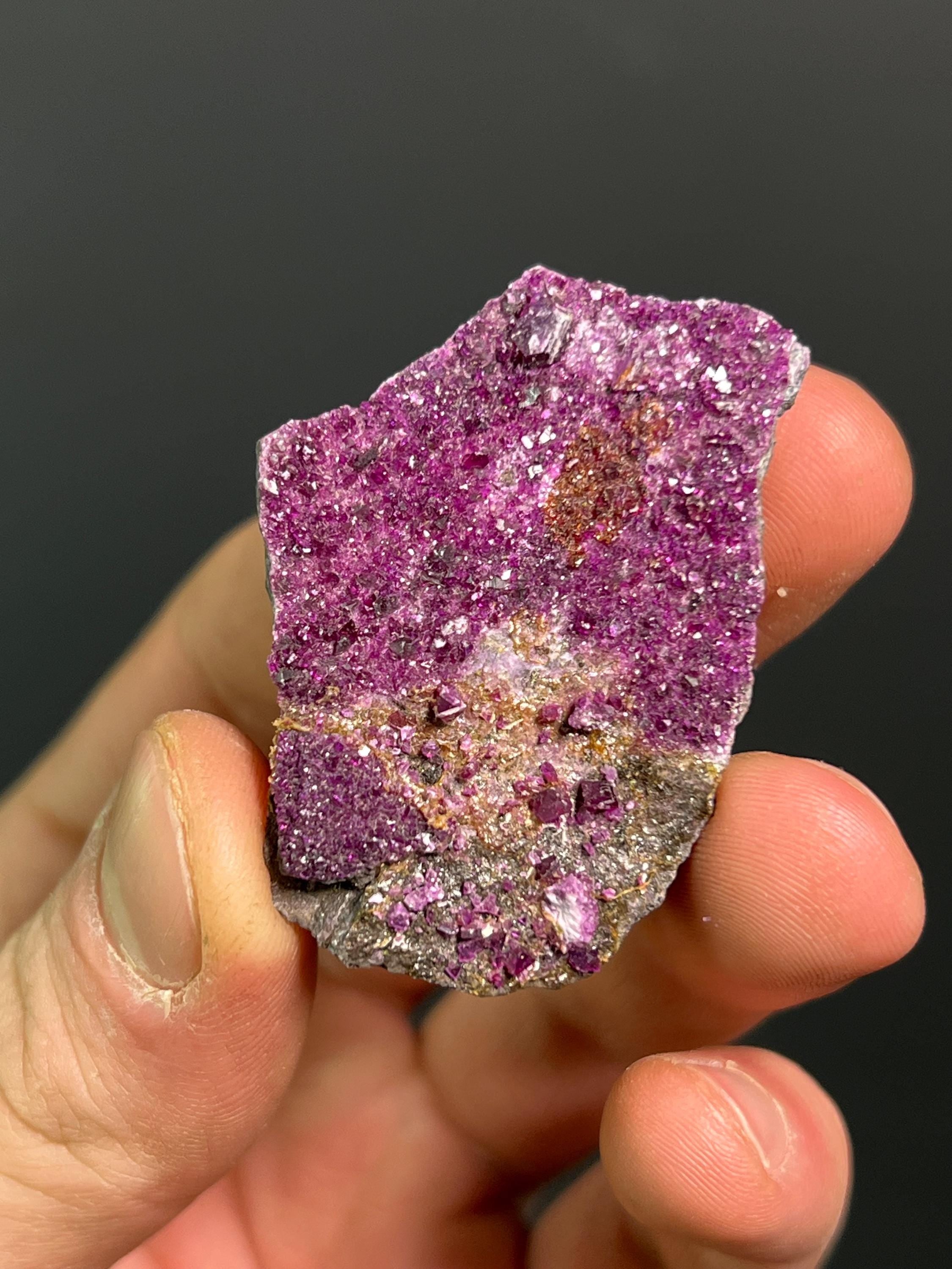 Very Special Kammererite Specimen - Crystal Gemstone AE 