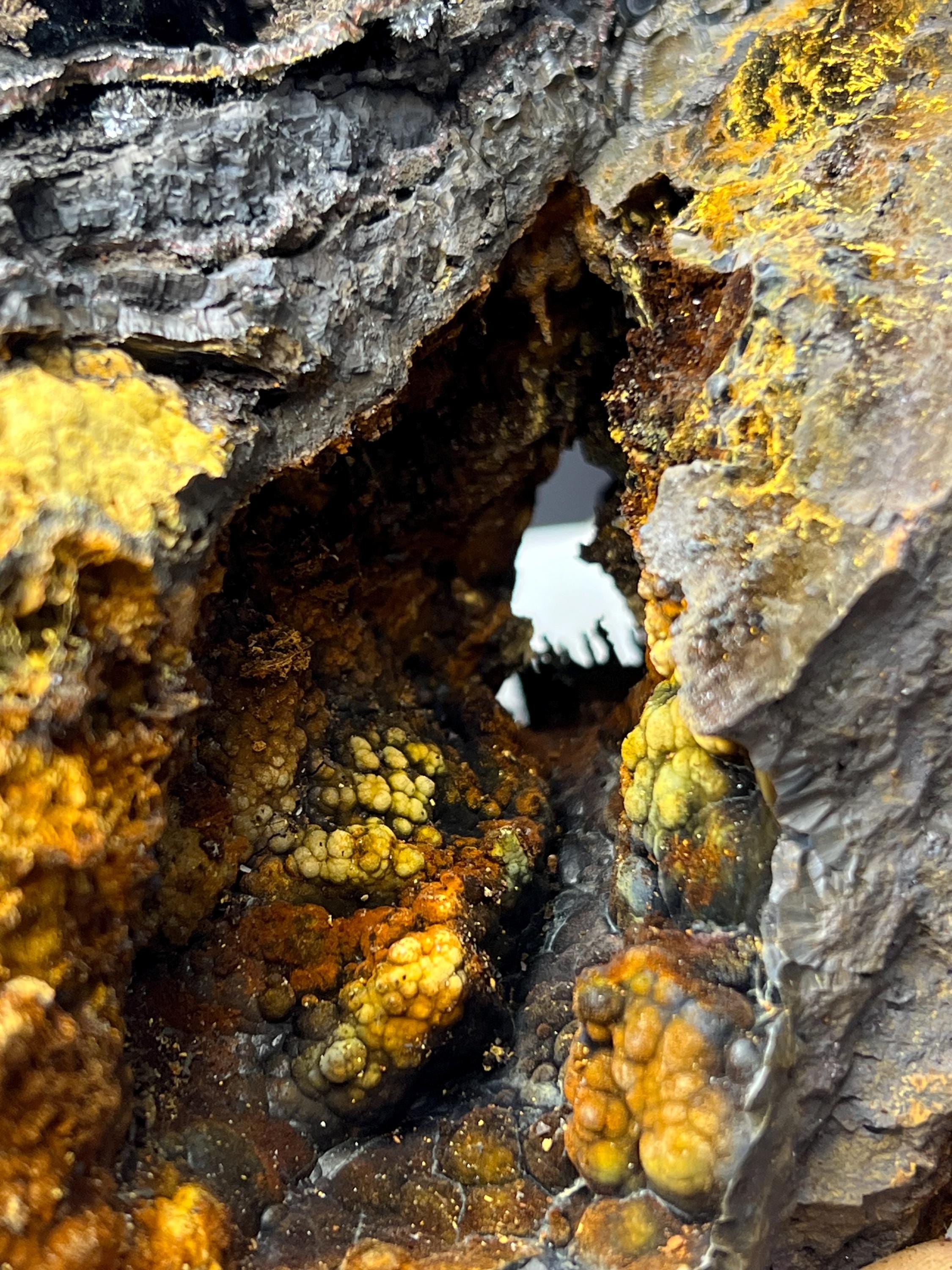 Museum Grade! Very Showy Limonite And Specularite With Stalactite Goethite Specimen, For Special Collection - Crystal Gemstone AE 