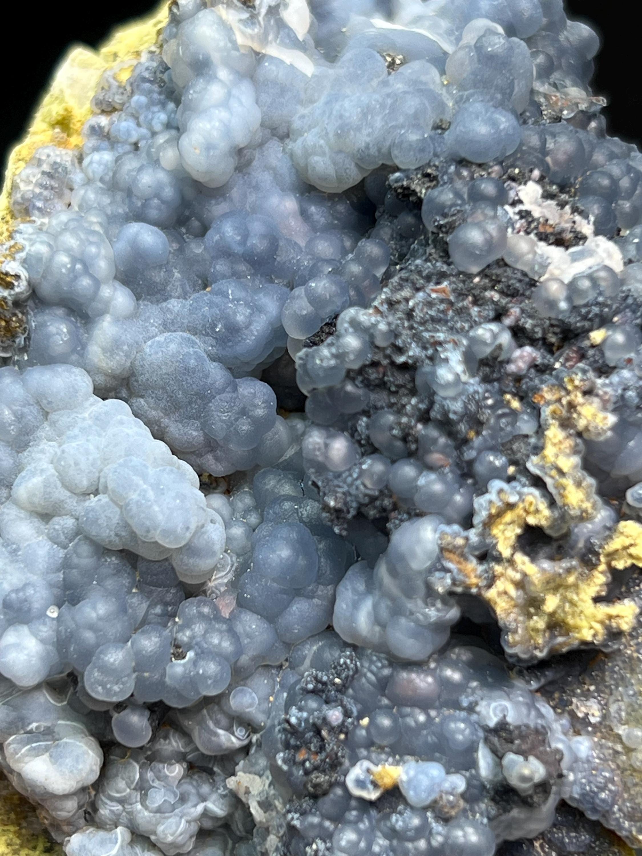 Chalcedony Grape Agate Specimen - Crystal Gemstone AE 