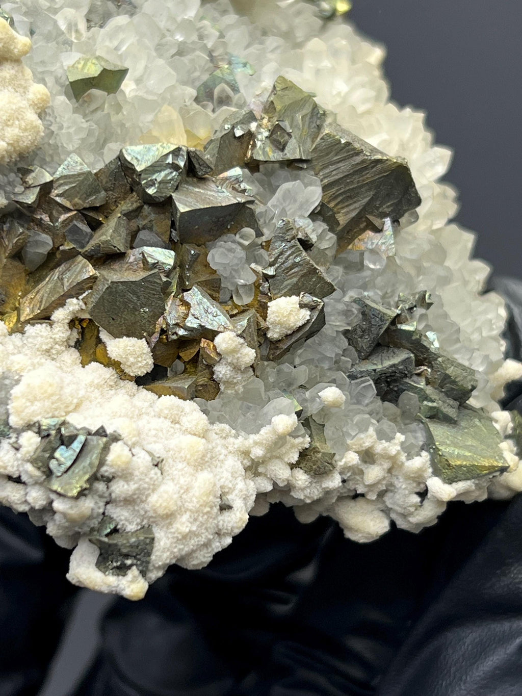 Very Very Special!! Chalcopyrite With Crystal Calcite And Crystal Quartz - Crystal Gemstone AE 