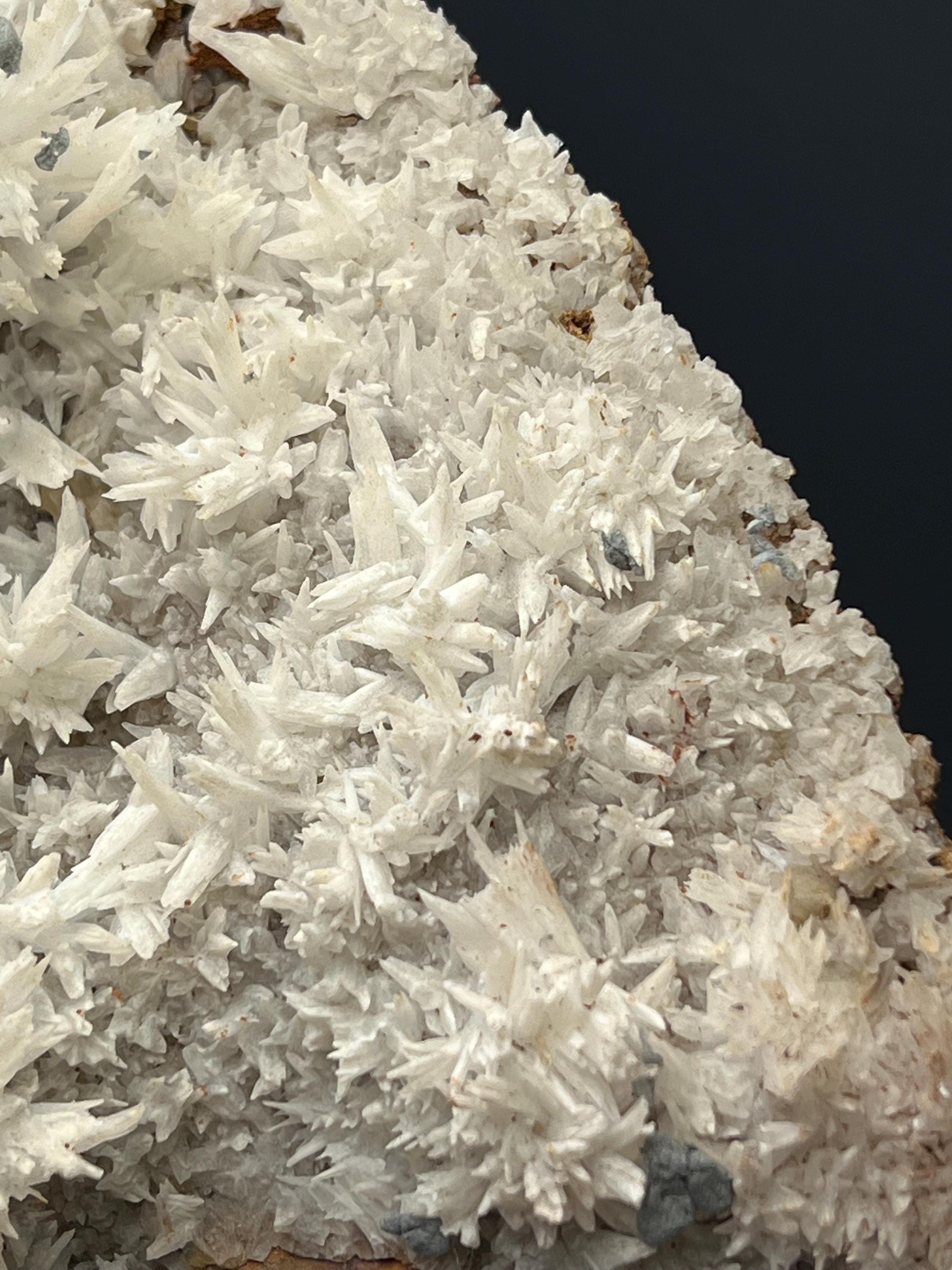 Special Apophyllite Specimen - Crystal Gemstone AE 