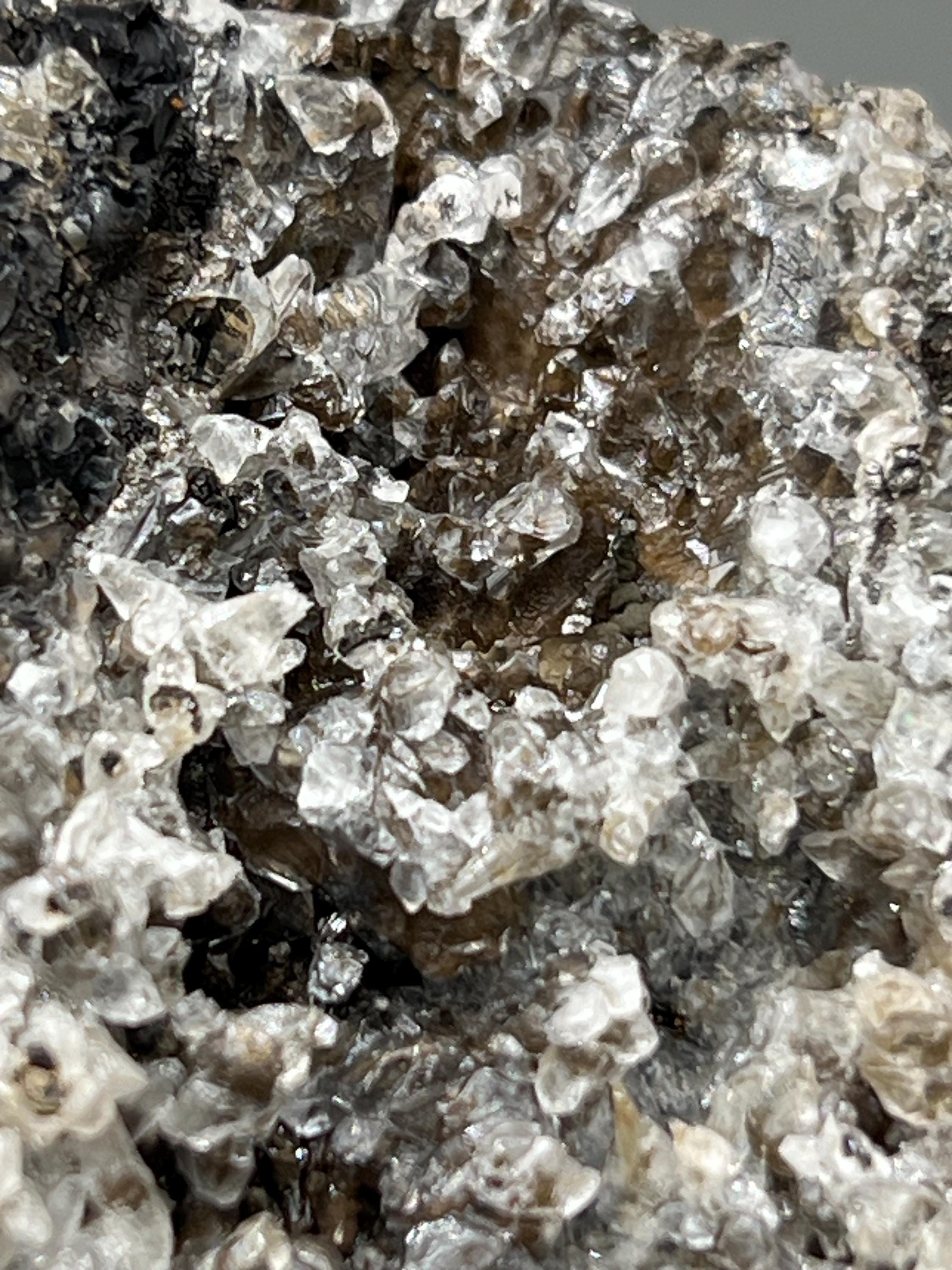 Very Special, Crystal Calcite On Hematite Mineral, From Turkey - Crystal Gemstone AE 