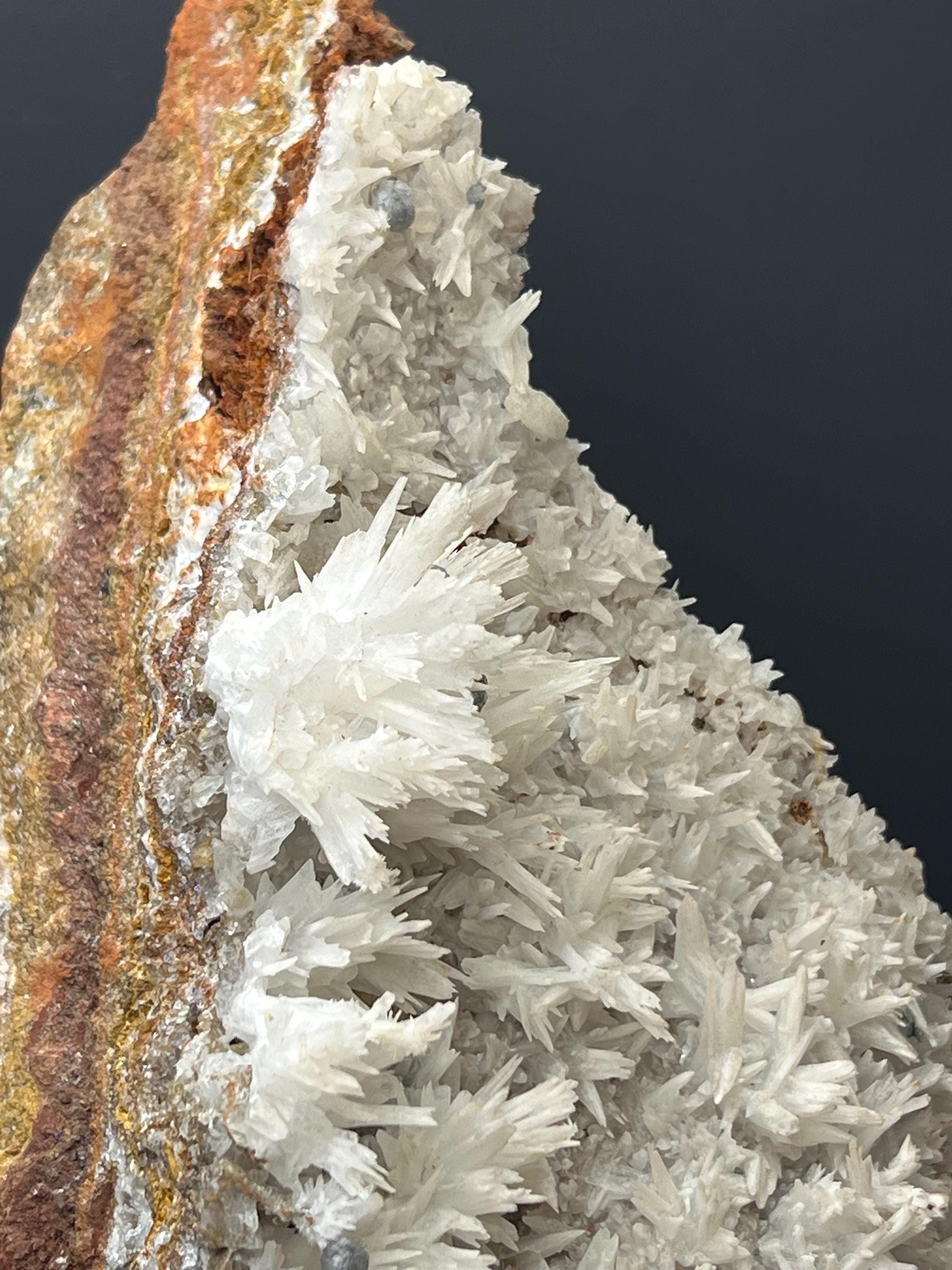 Special Apophyllite Specimen - Crystal Gemstone AE 
