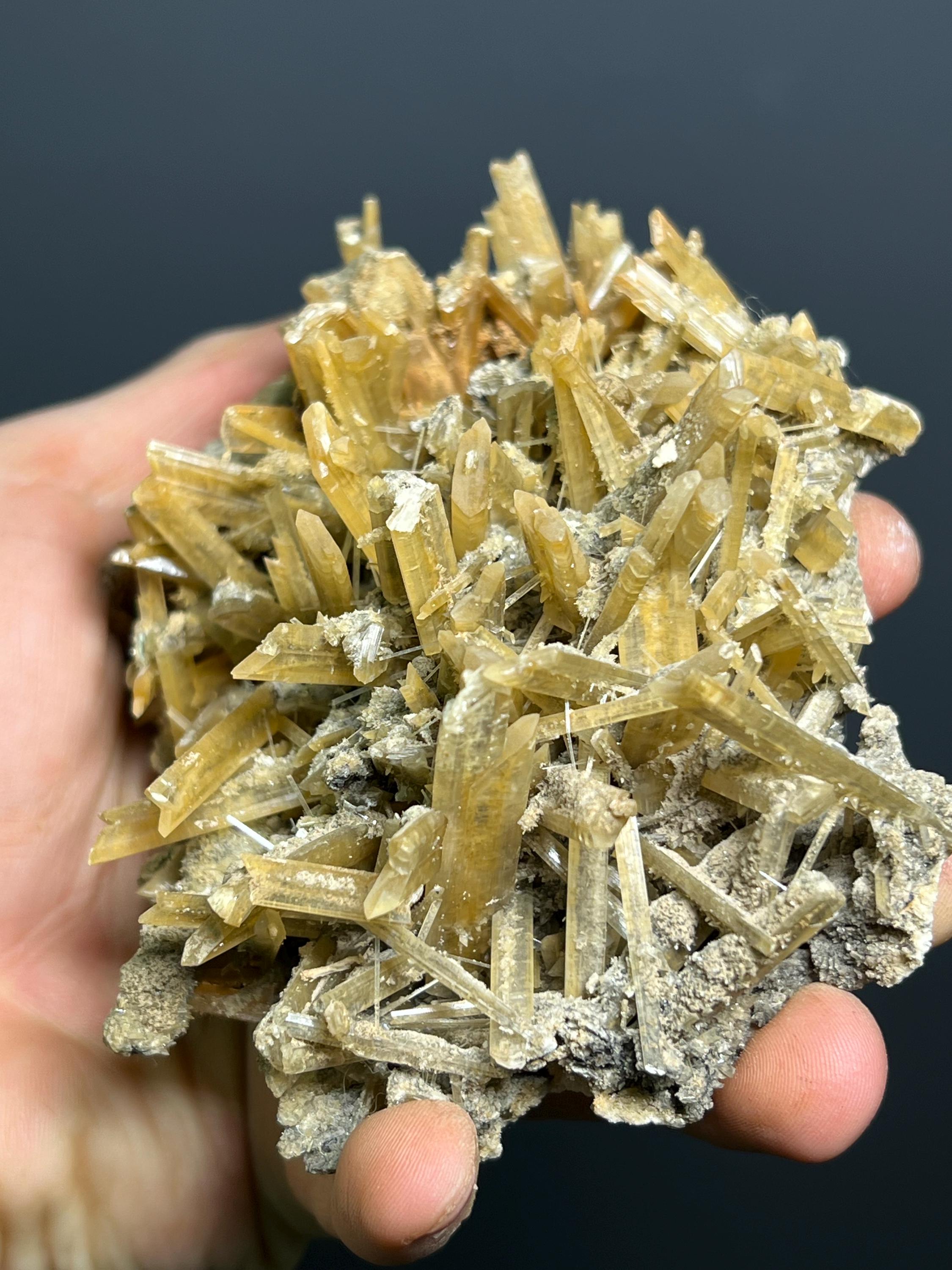 Very Showy Golden Selenite Specimen, 244gram - Crystal Gemstone AE 