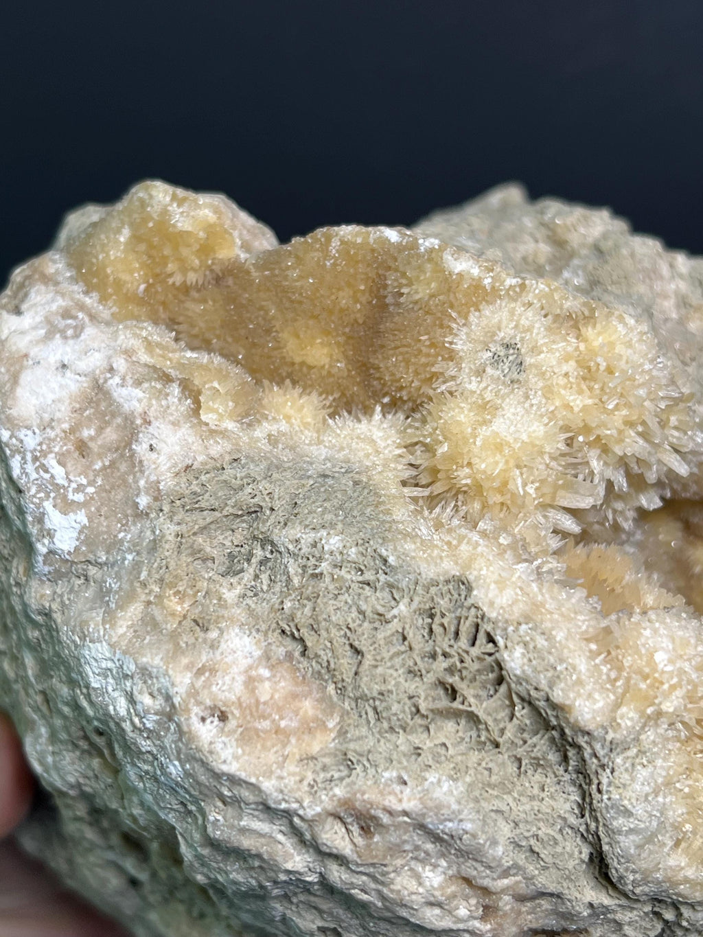 Very Special Colemanite Specimen, 2,8kg - Crystal Gemstone AE 