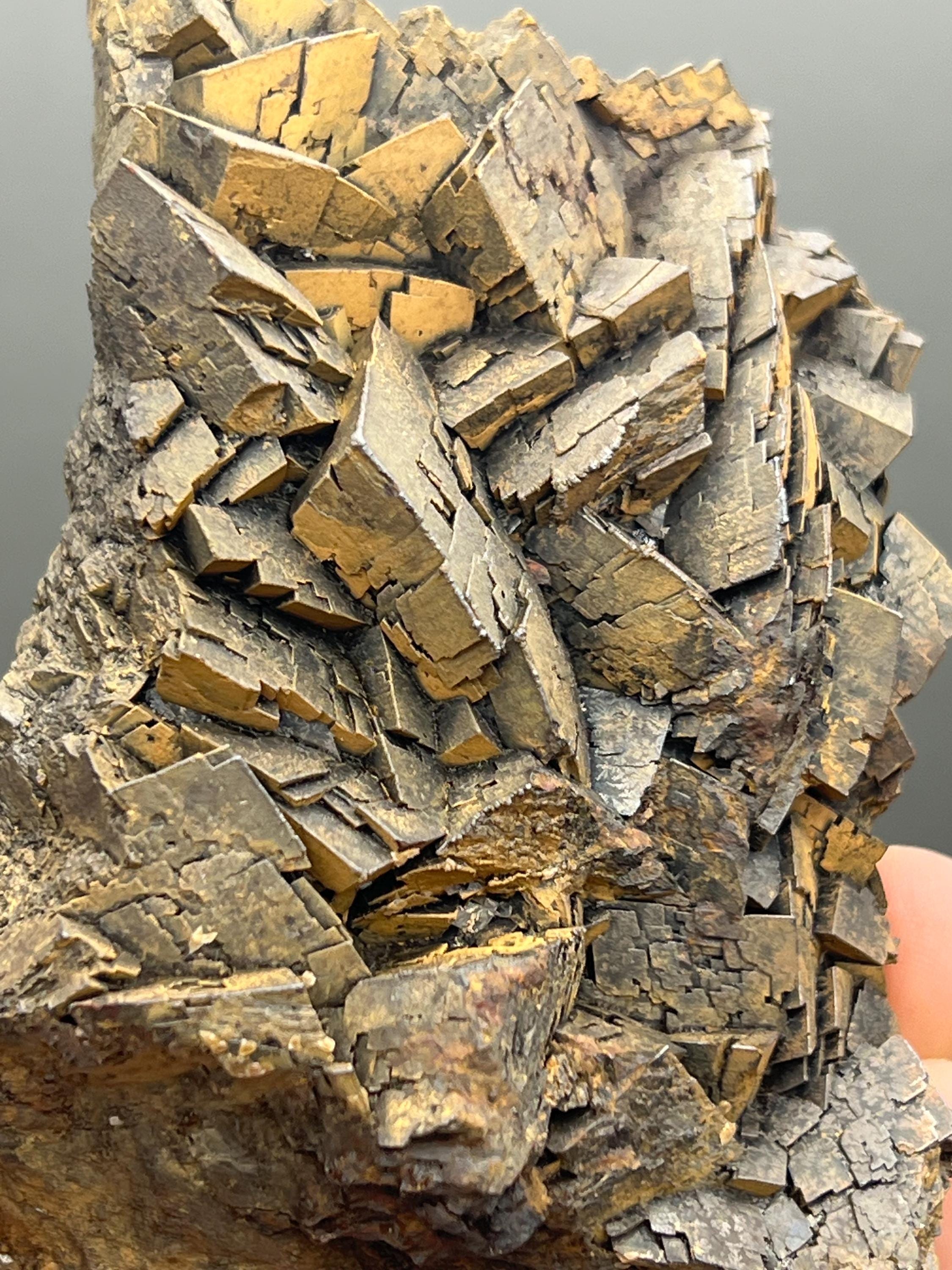 Limonite On Iron Siderite Mineral - Crystal Gemstone AE 