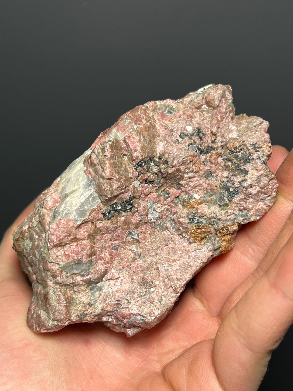Rhodonite Franklinite - USA - Crystal Gemstone AE 