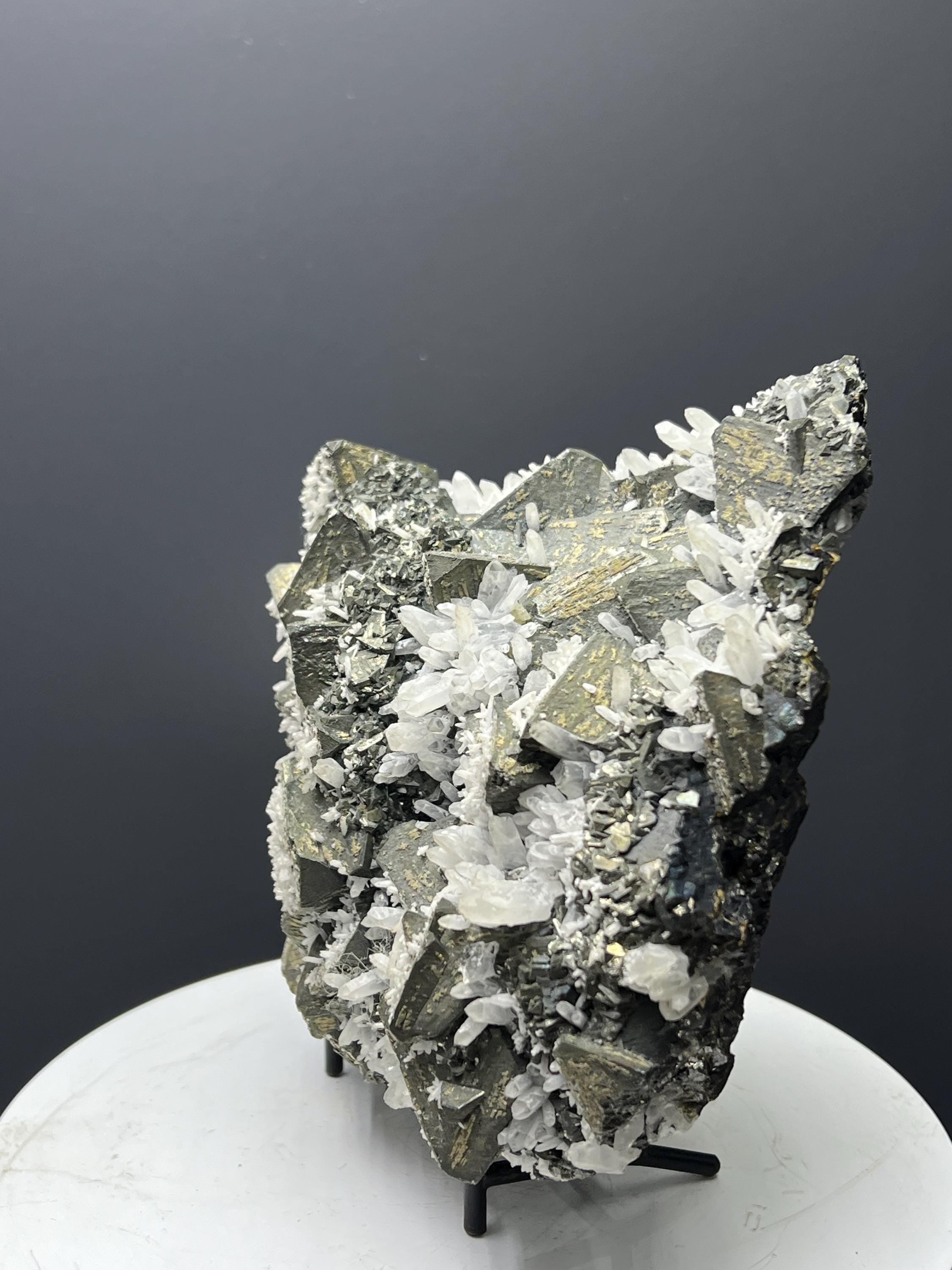 Very Special! Tetrahedrite With Quartz Specimen - Crystal Gemstone AE 